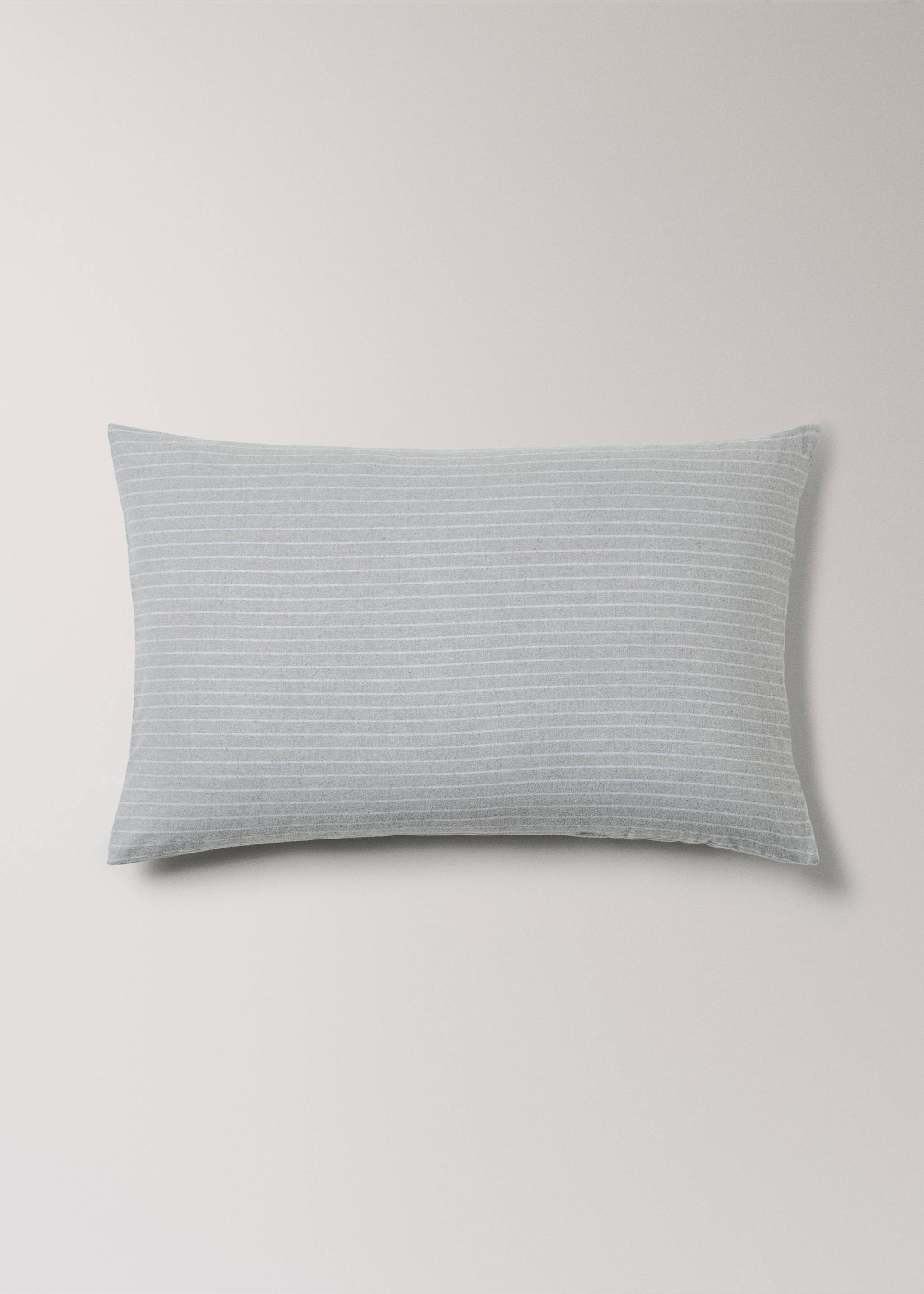 Two cotton flannel pillowcases with melange threads and fine stripes, 50x75cm - Article without model, Grey. Ref: 17018282-00.