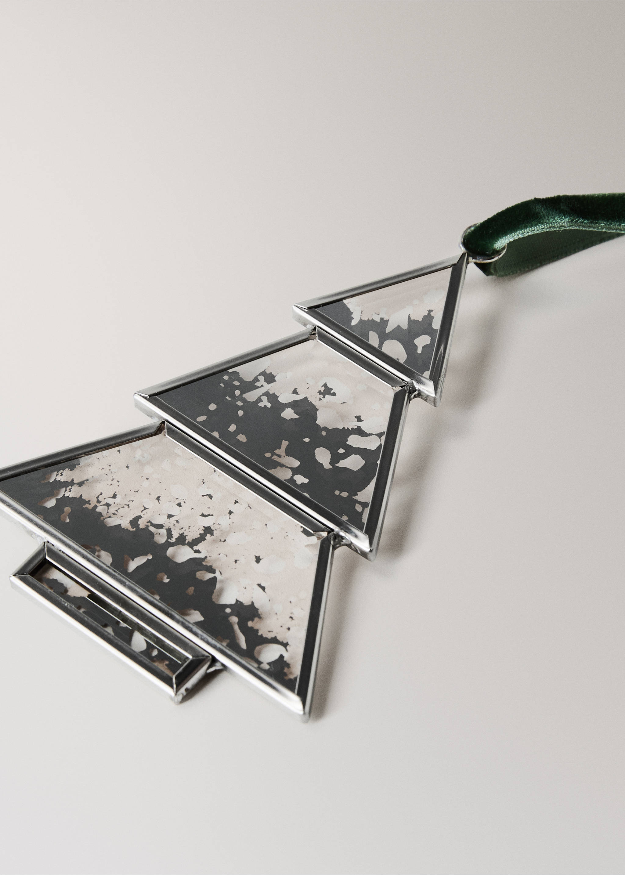 Baumschmuck aus Glas - Detail des Artikels 1, Silber. Ref: 17018291-00.