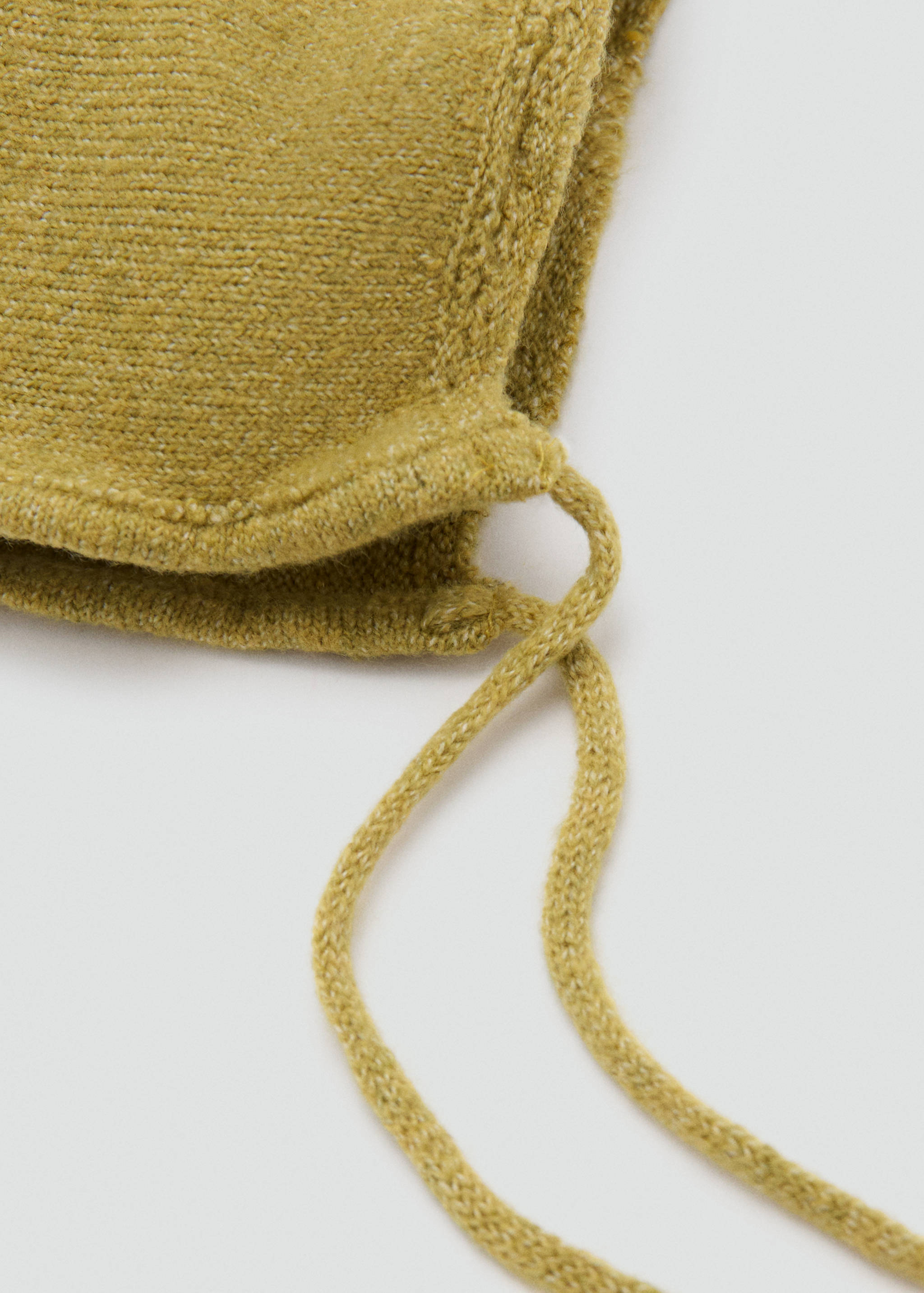 Knitted bonnet - Medium plane