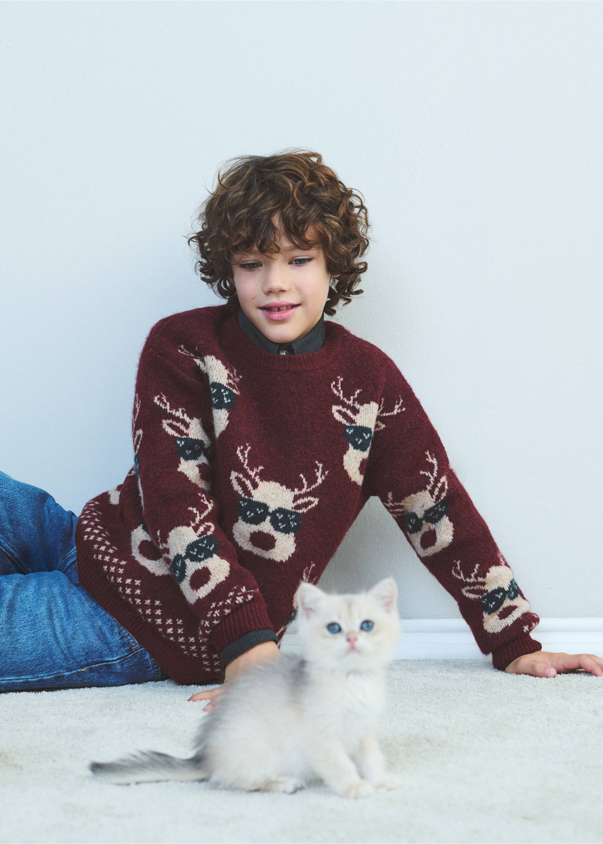 Christmas-print knitted sweater - Details of the article 3, Maroon. Ref: 17019107-00.