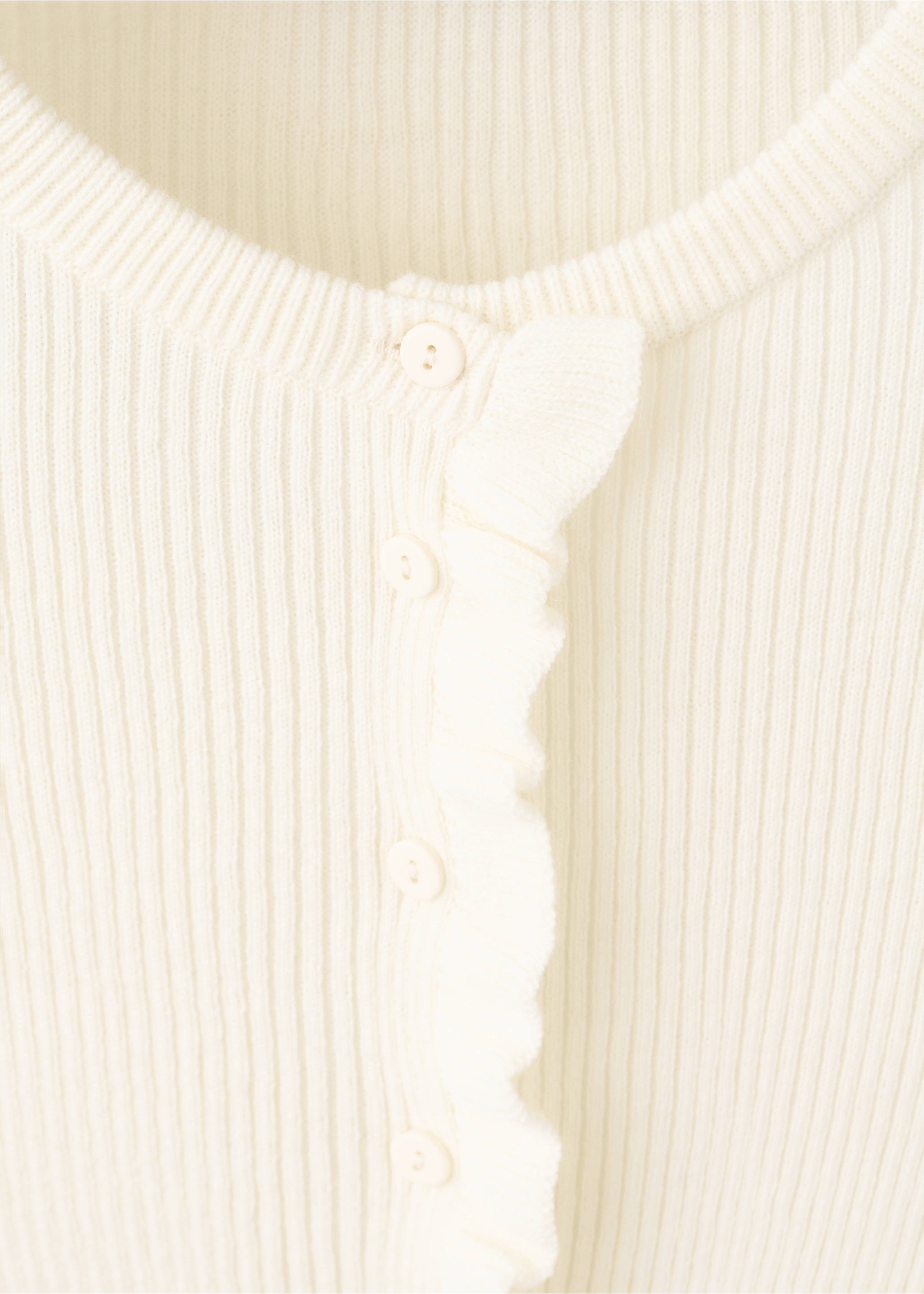 Scalloped edges cardigan - Details of the article 8, Ecru. Ref: 17019122-00.