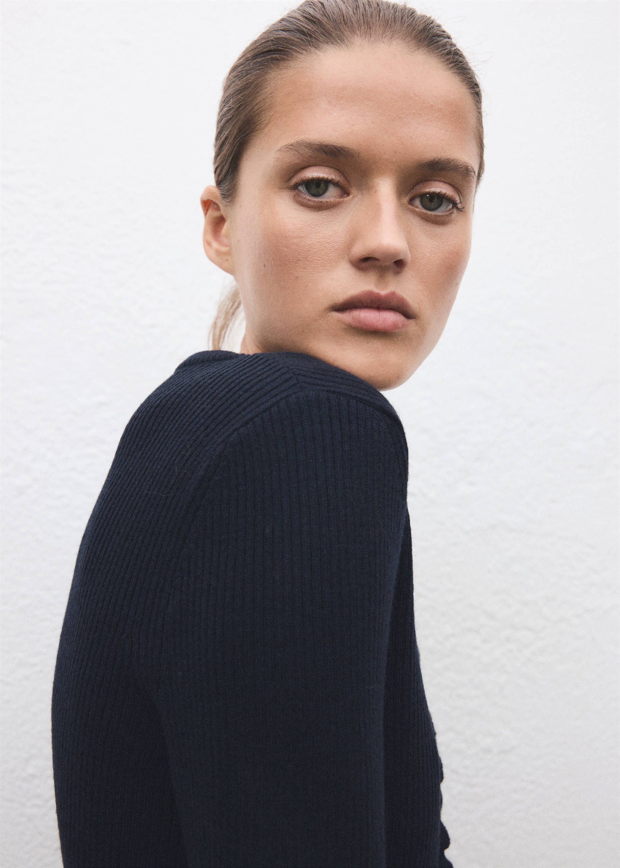 Scalloped edges cardigan - Details of the article 1