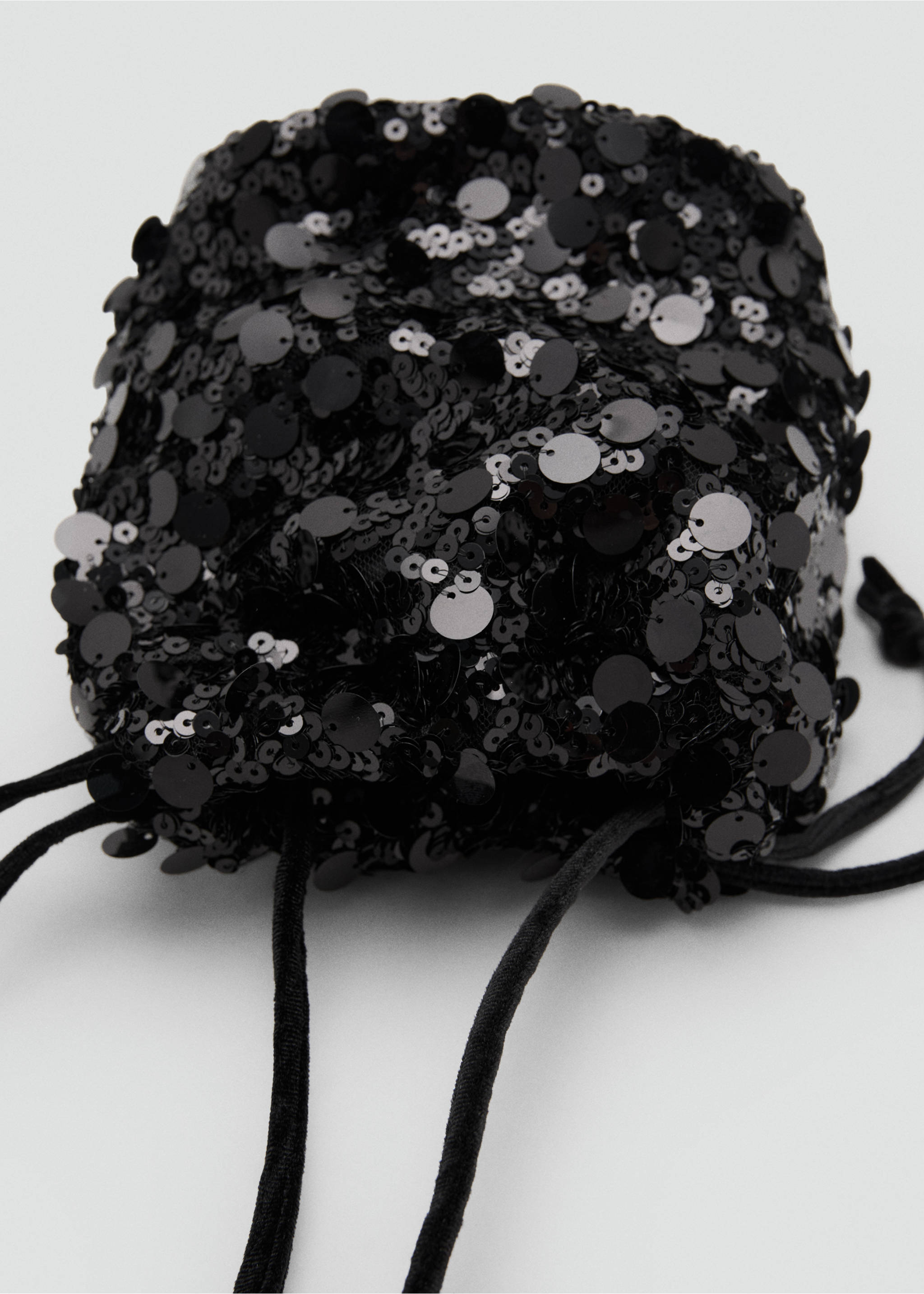 Mini handbag with sequins - Details of the article 2, Black. Ref: 17019210-00.