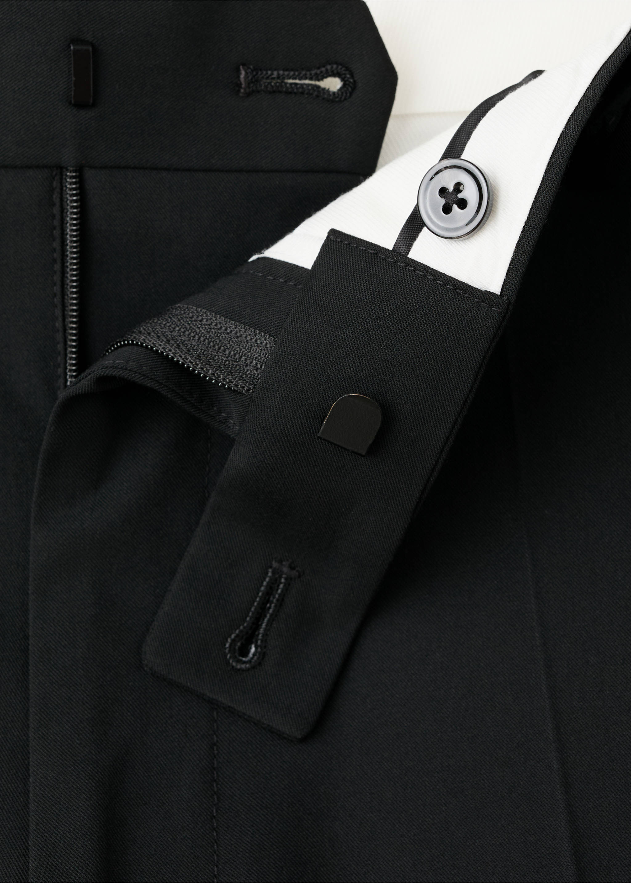 London regular-fit trousers - Details of the article 8, Black. Ref: 17019607-00.