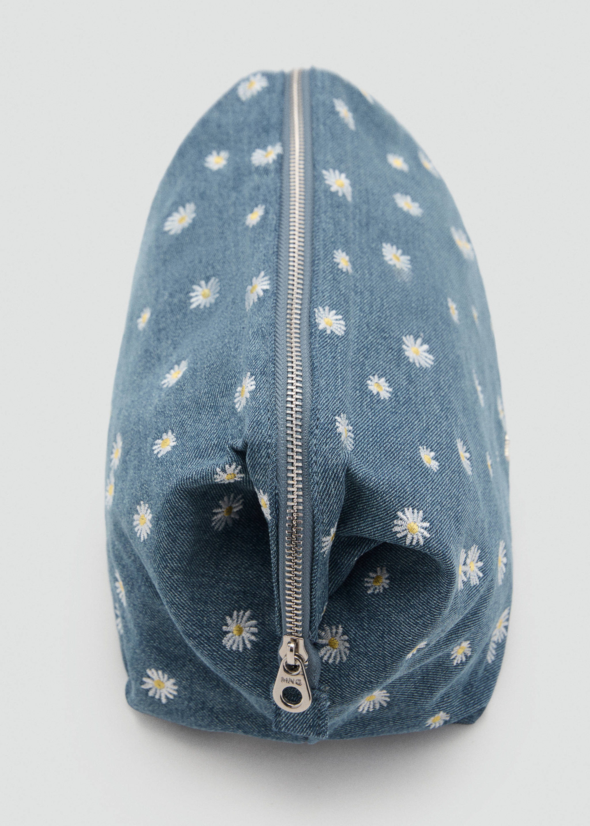 Denim toiletry bag embroidered with flowers - Medium plane