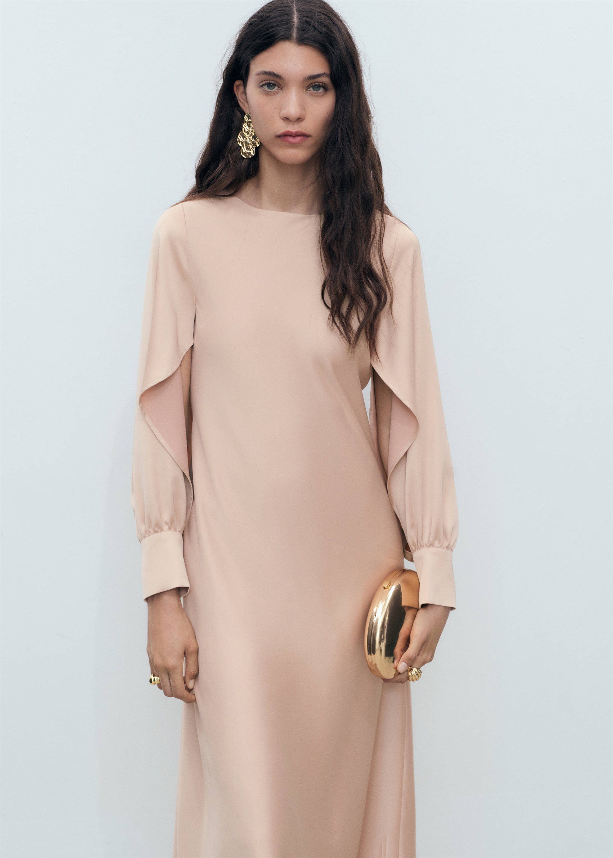 Satin dress with slit sleeves - Medium plane