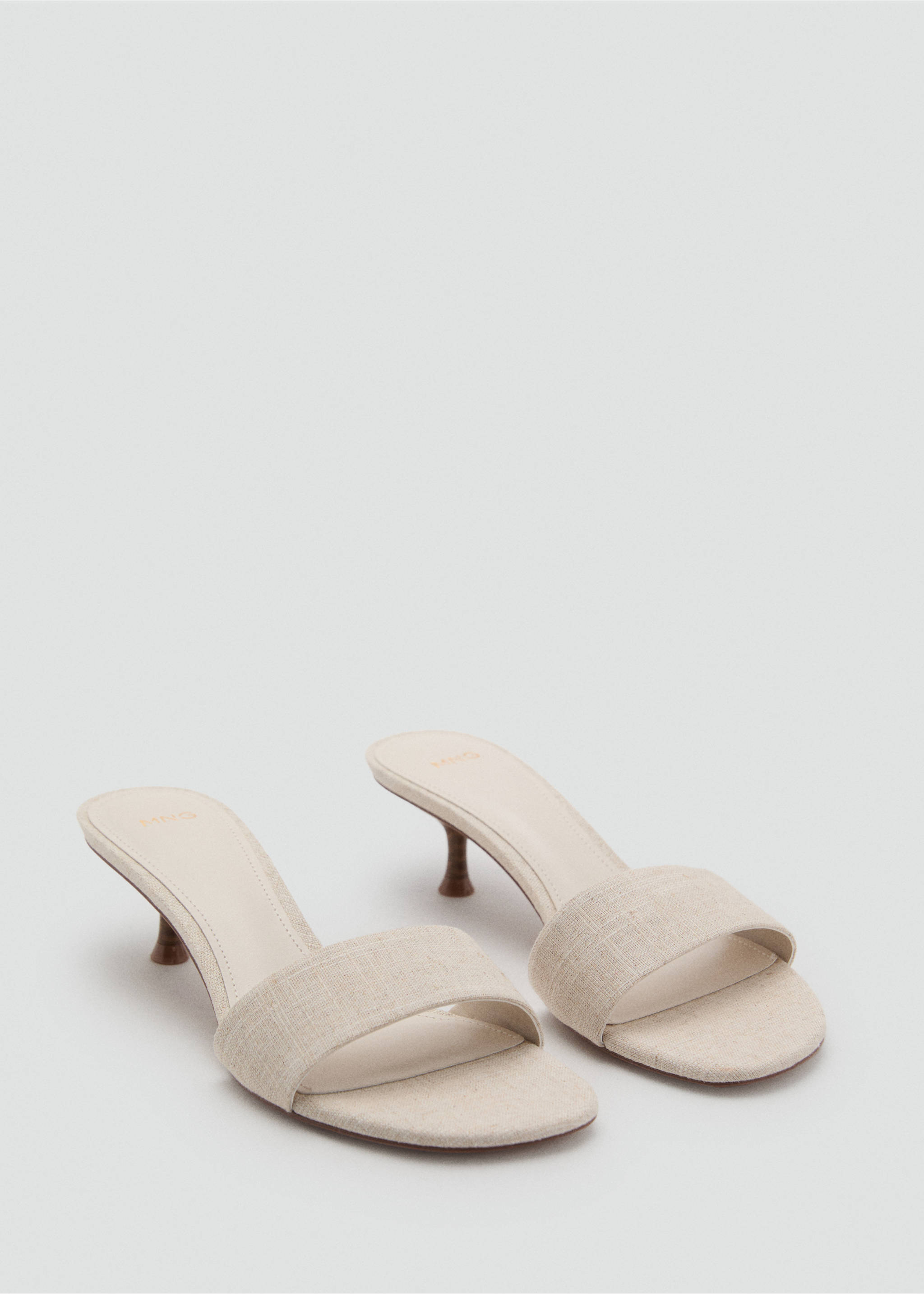 Kitten heel sandals - Medium plane, Beige. Ref: 17021128-00.