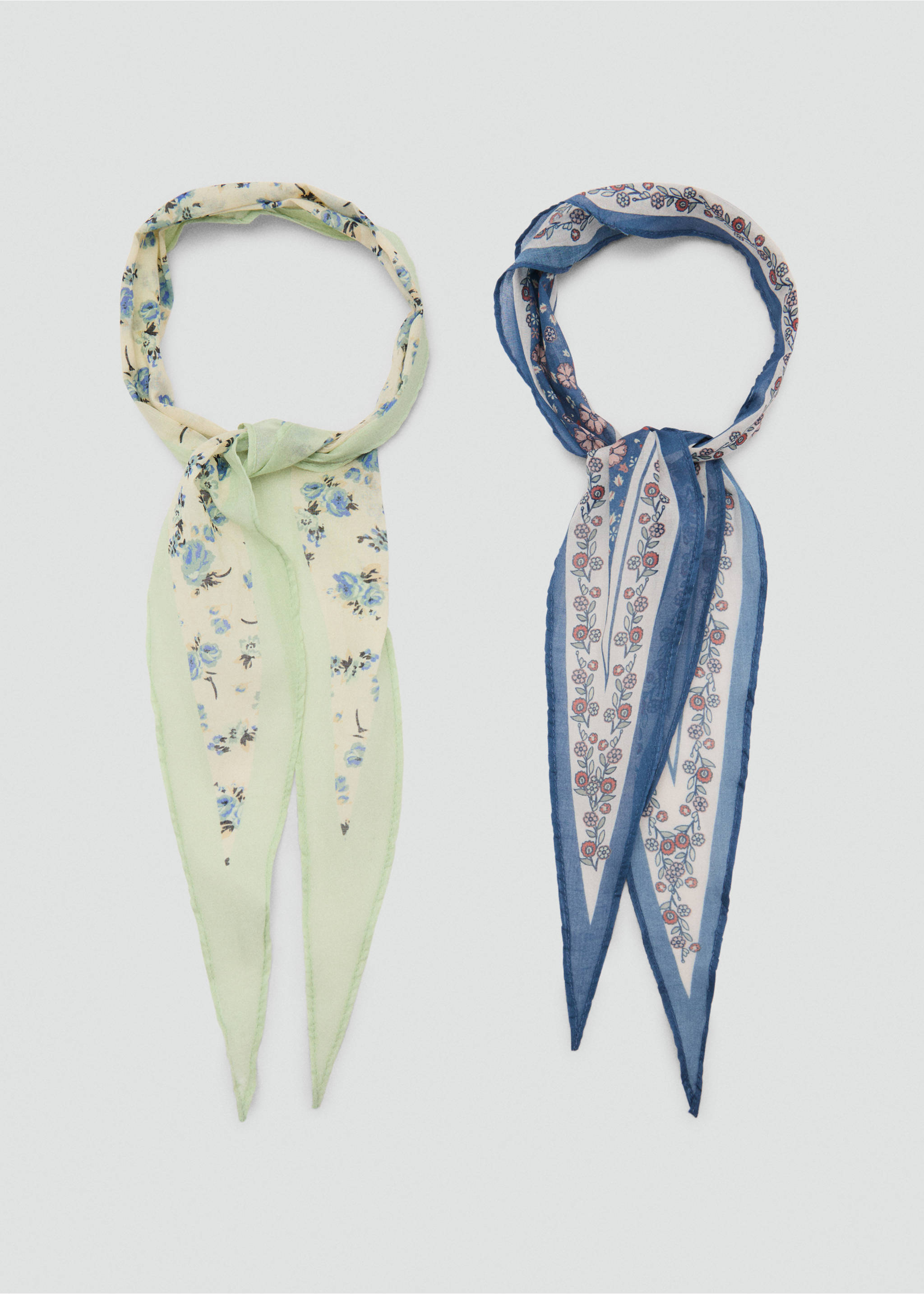 Set of 2 printed handkerchiefs - Details of the article 1, Blue. Ref: 17021137-00.