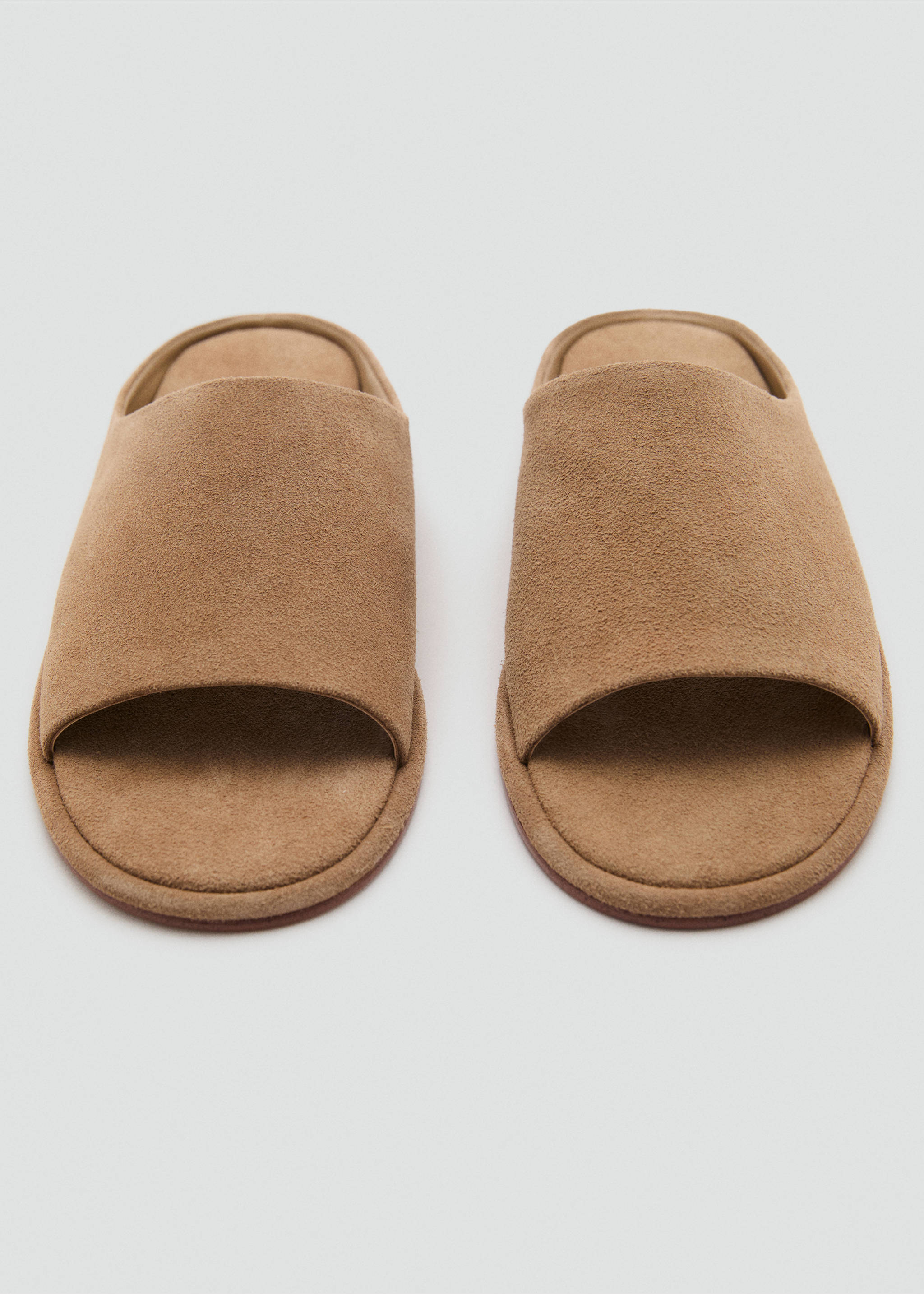Suede leather sandals - Details of the article 2, Sand. Ref: 17021149-00.