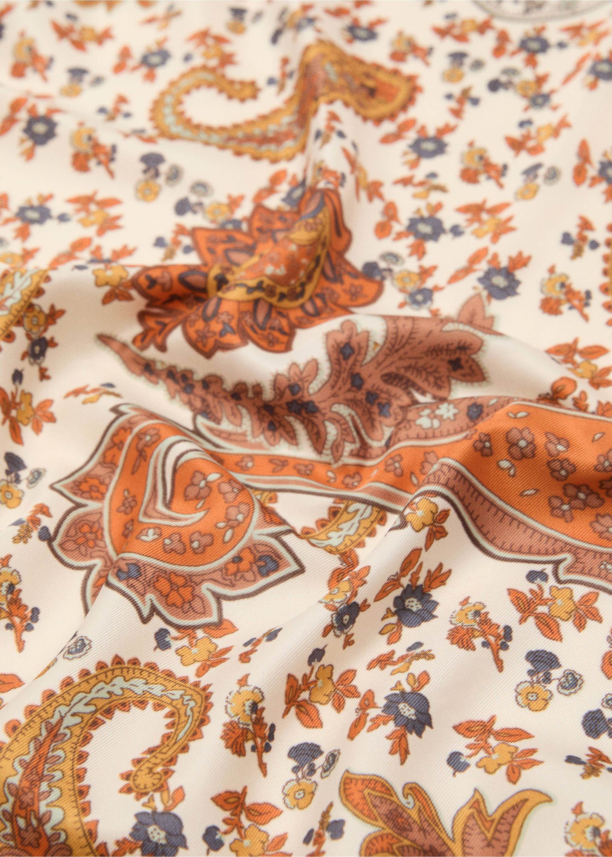 Paisley Satin Tuch - Mittlere Ansicht, Orange. Ref: 17021153-00.