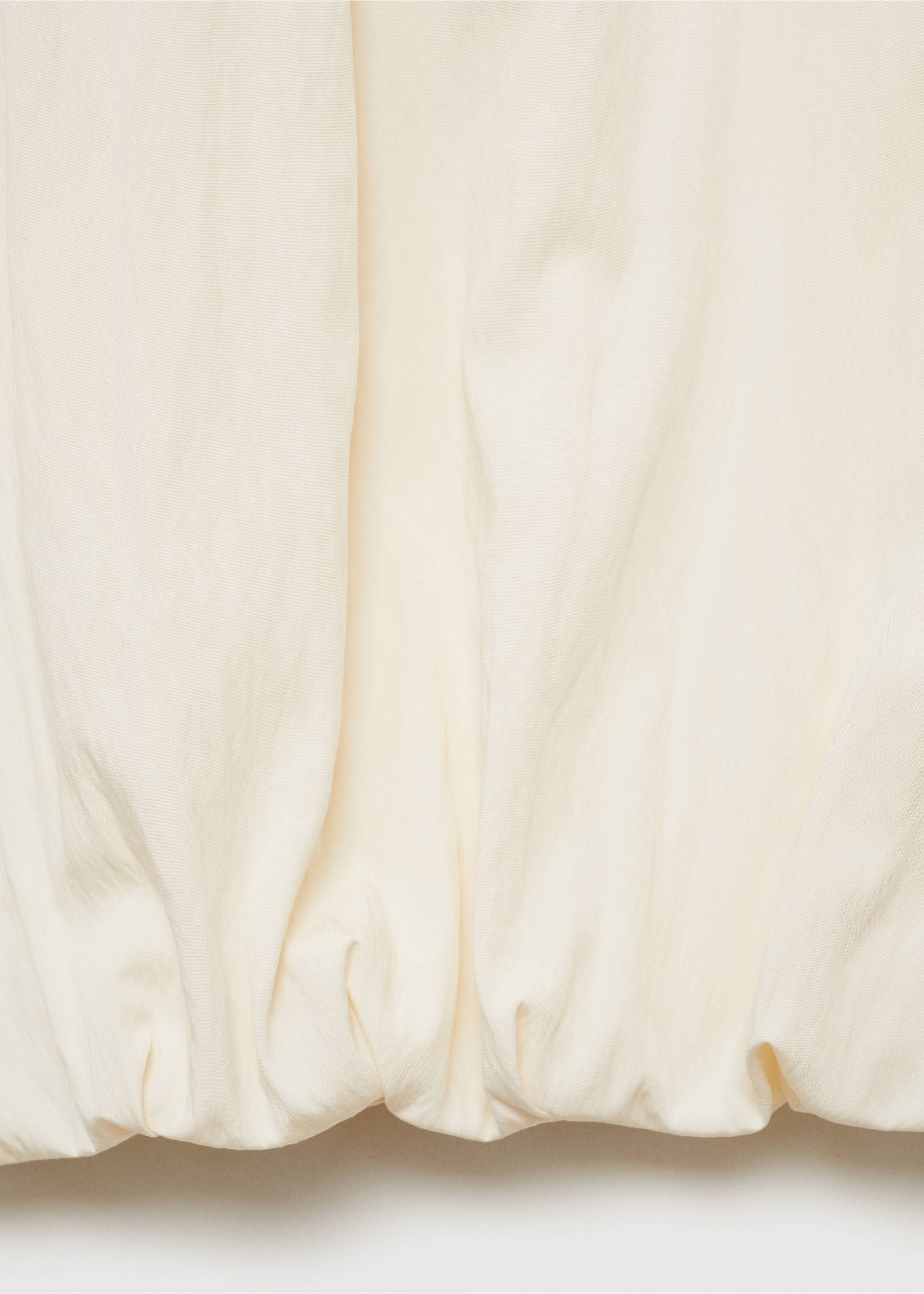 Crop puffed shirt - Details of the article 0, Vanilla. Ref: 17021157-00.