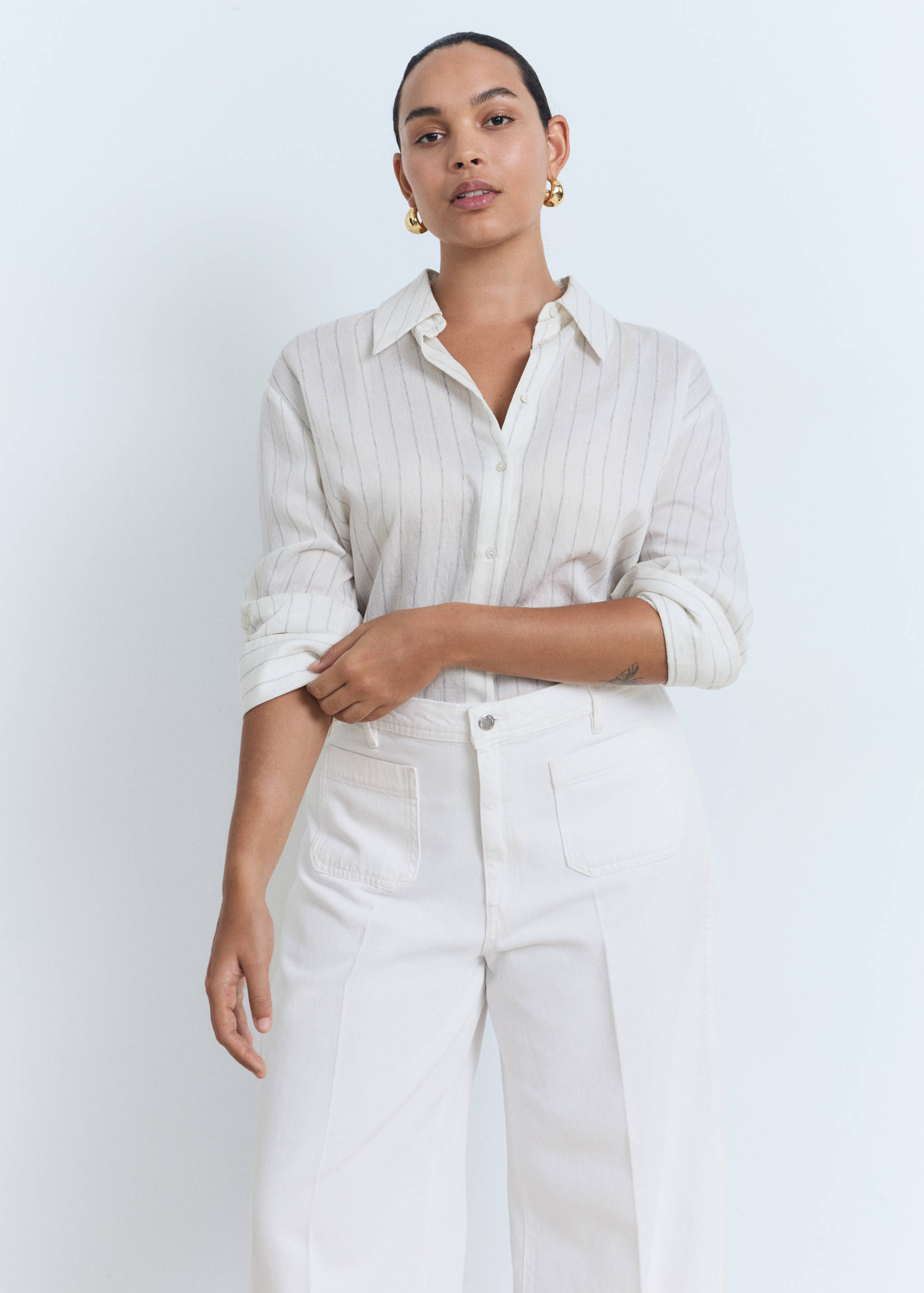 High-waisted wide leg jeans with pockets - Details of the article 5