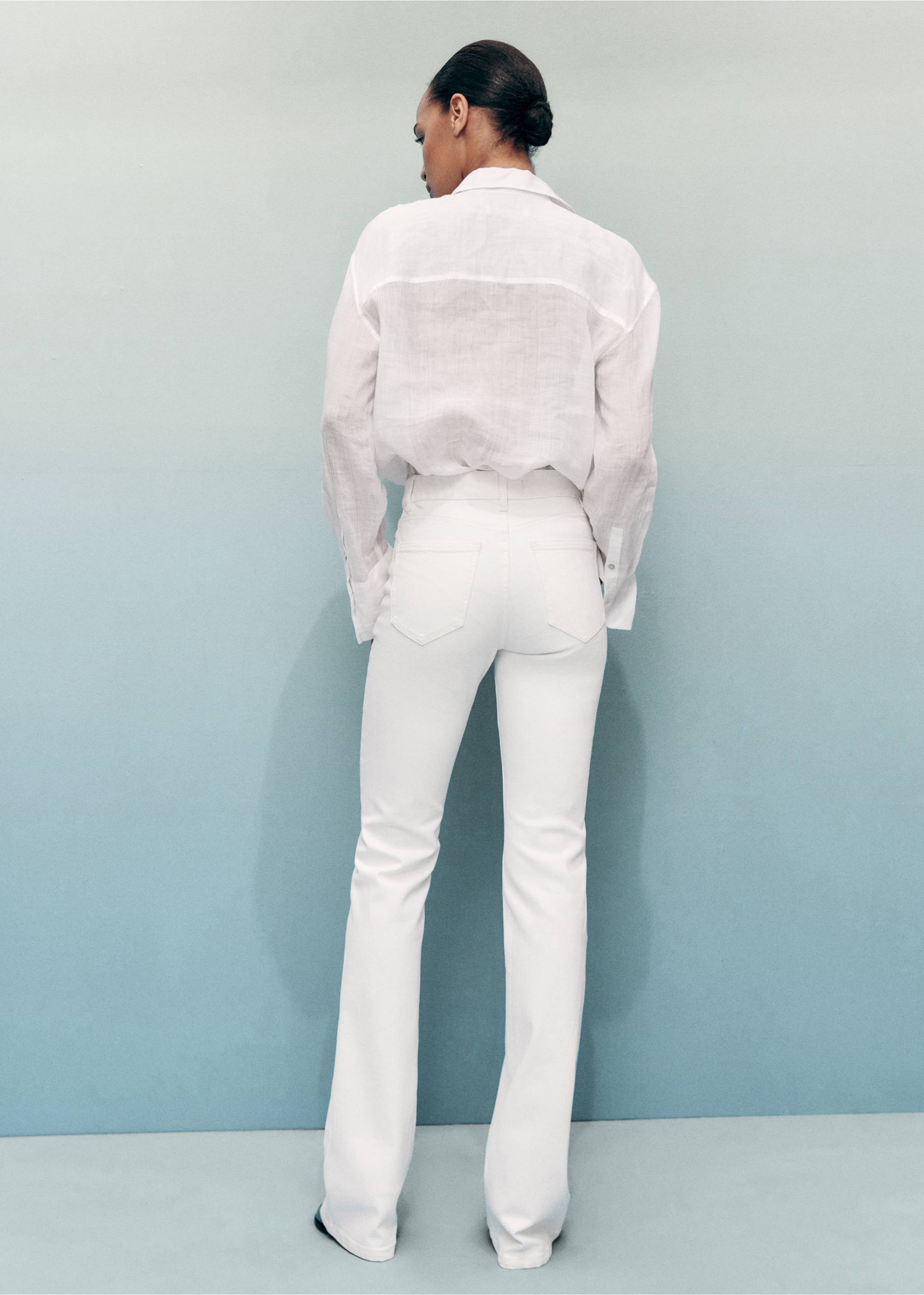 Fiona flared mid-rise jeans - Reverse of the article, White. Ref: 17021189-00.