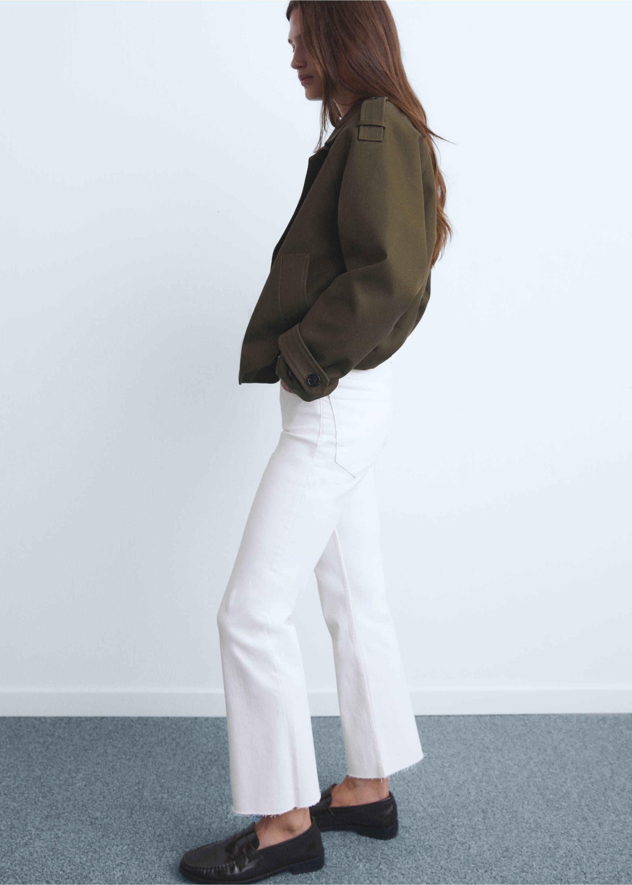 Sienna flared cropped jeans - Details of the article 2, White. Ref: 17021190-00.