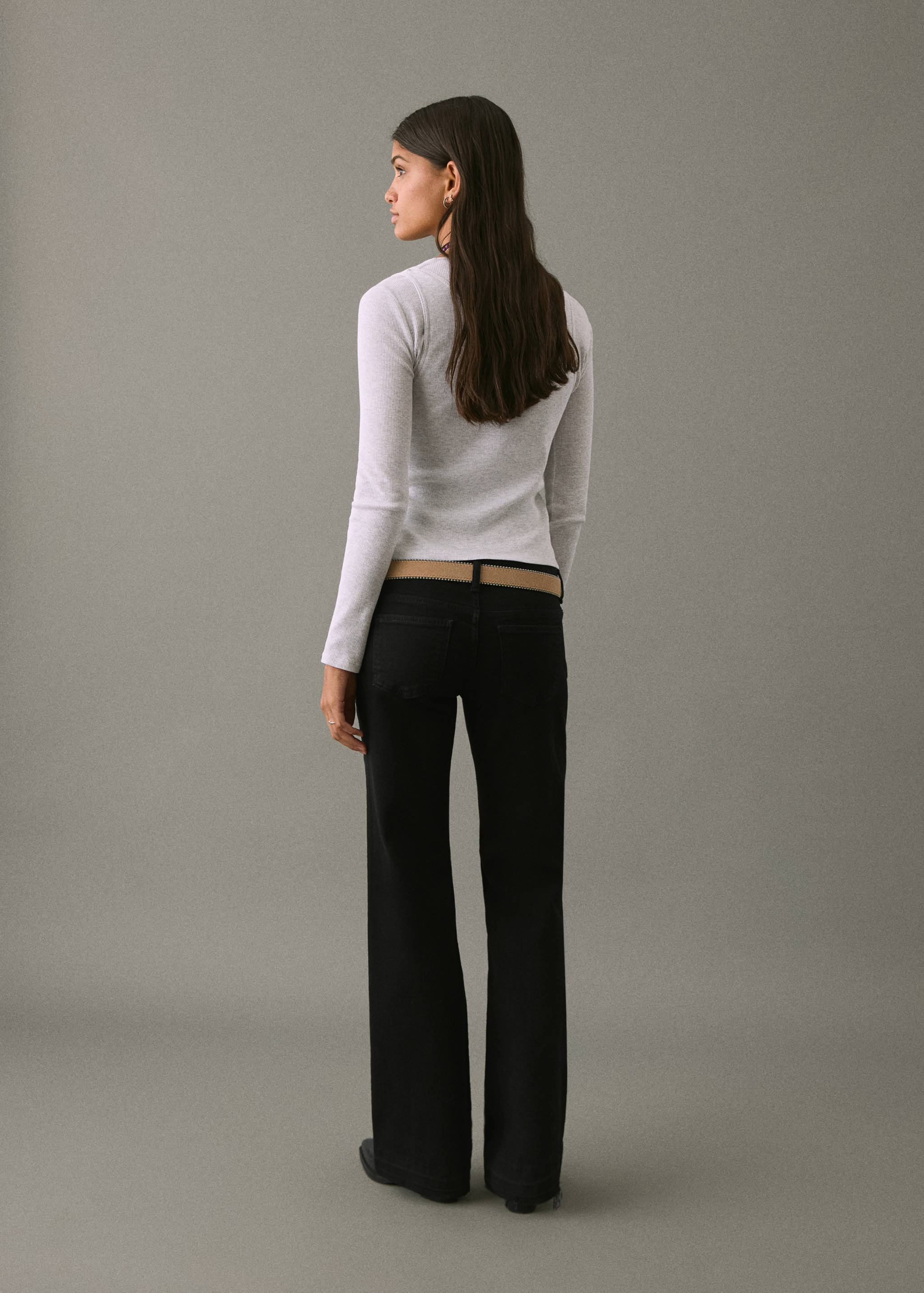 Flare jeans med låg midja - Artikelns baksida