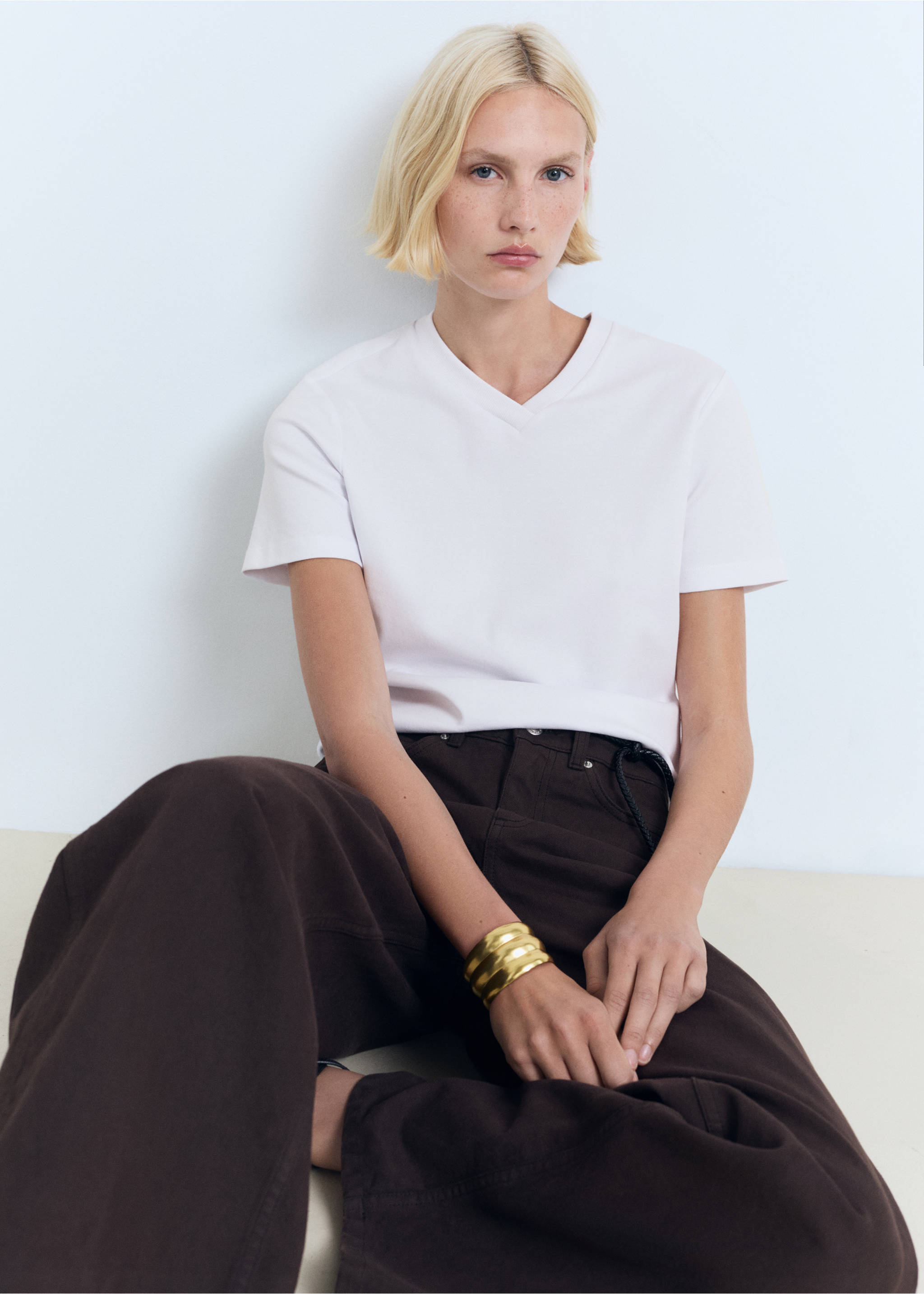 Bavlněné tričko s výstřihem do V - Detail zboží 2, Bílá. Ref: 17021198-00.