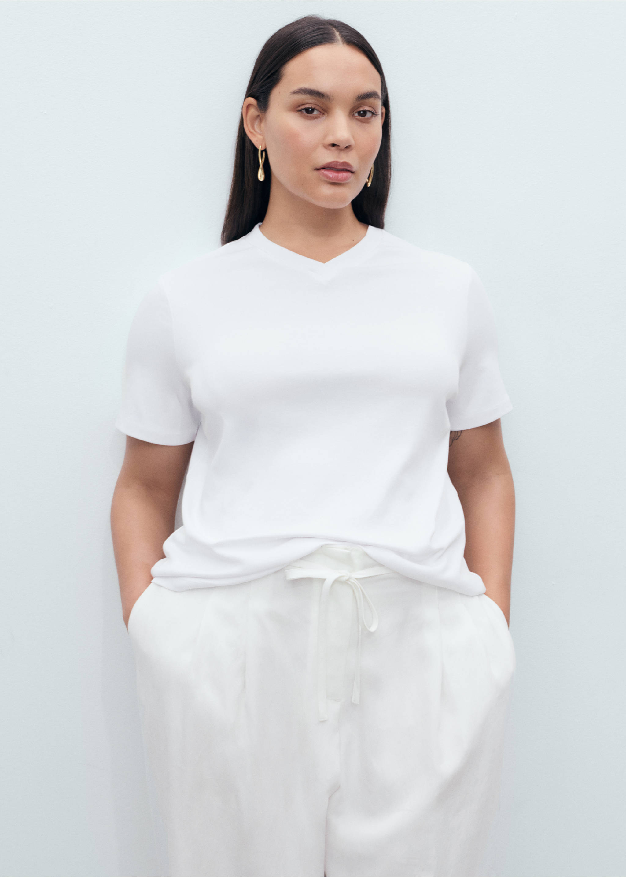 Bavlněné tričko s výstřihem do V - Detail zboží 5, Bílá. Ref: 17021198-00.