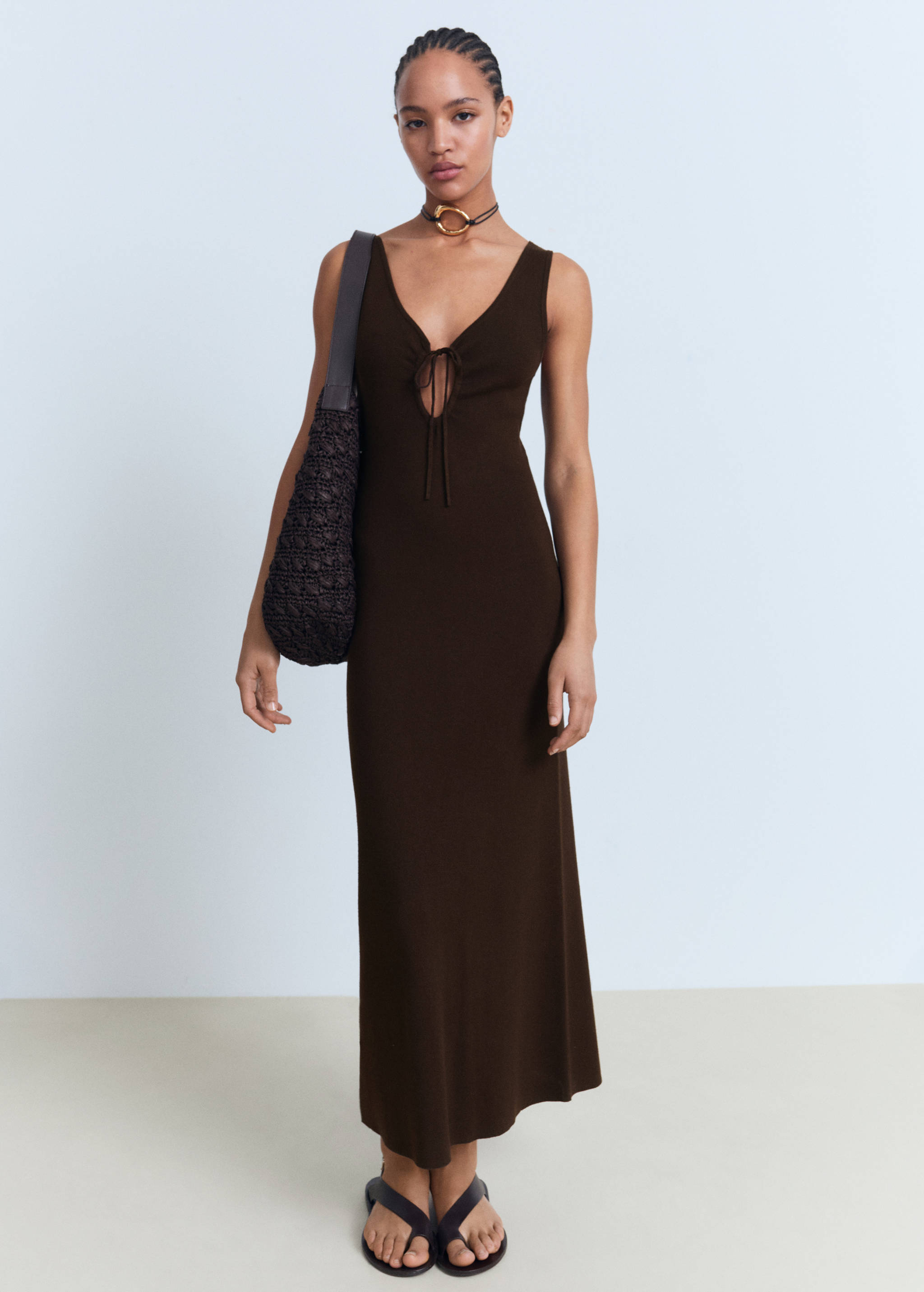 Robe en maille décolleté nœud - Plan général