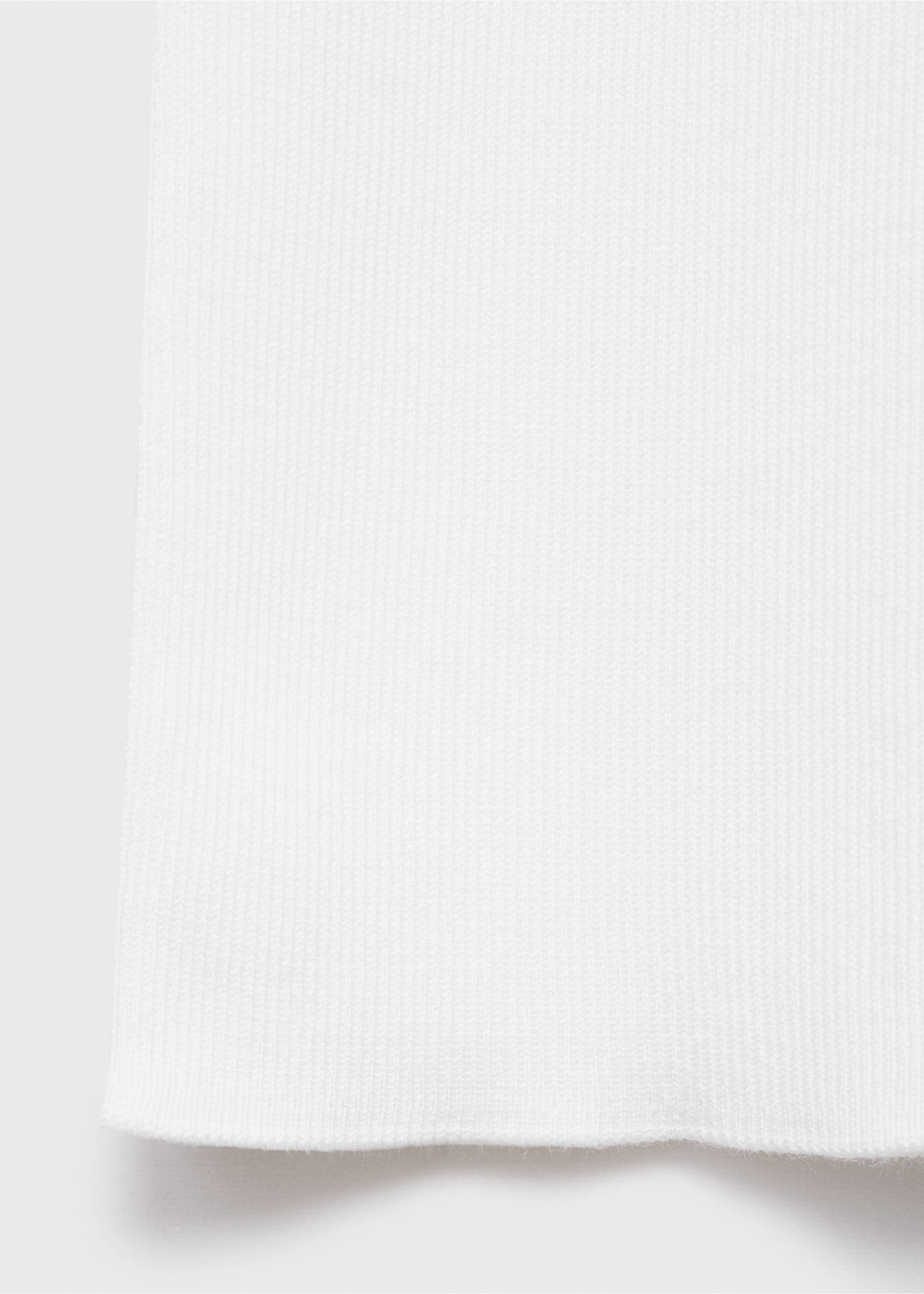 Top punto fino - Detalle del artículo 8, Blanco roto. Ref: 17021219-00.