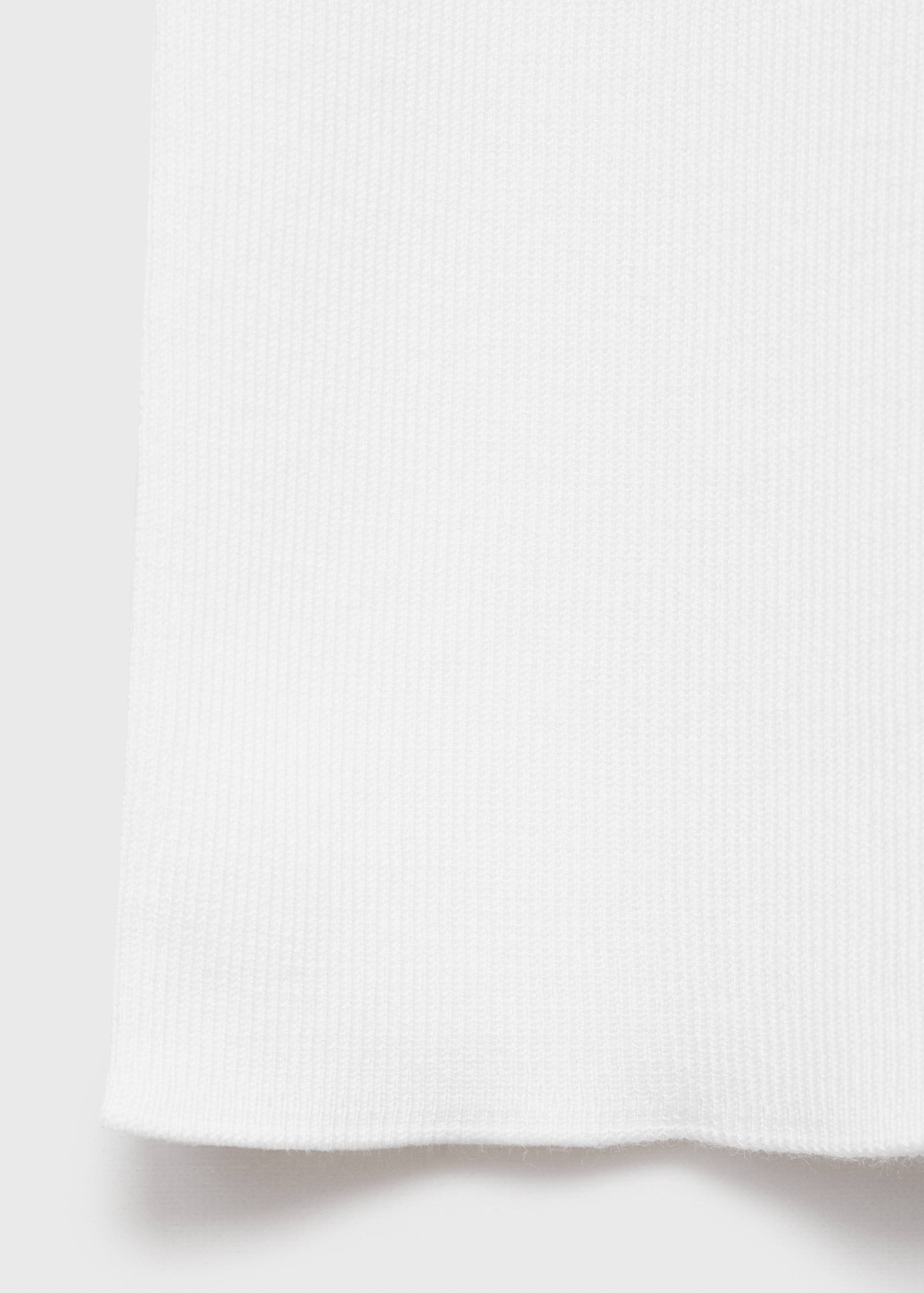 Top punto fino - Detalle del artículo 8