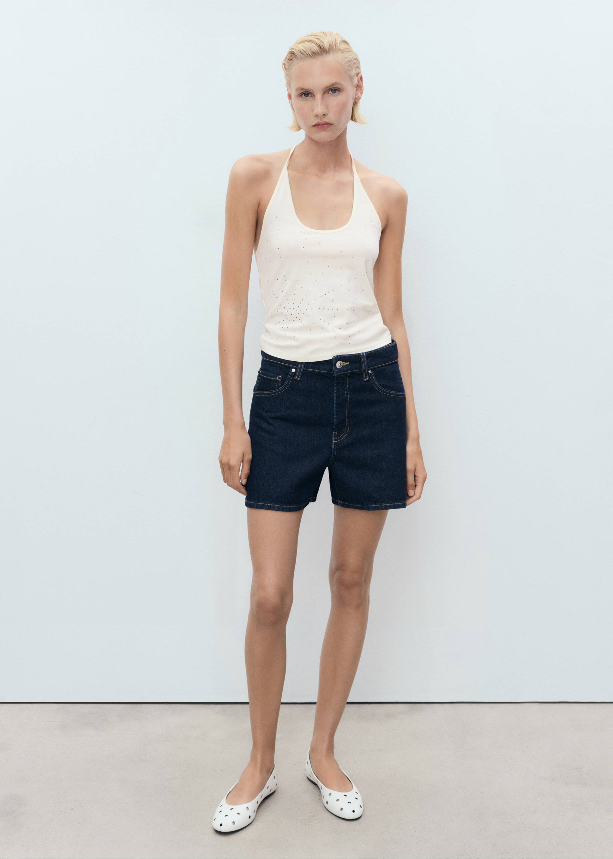 Halter neck top with metallic appliqués - General plane, Ecru. Ref: 17021220-00.
