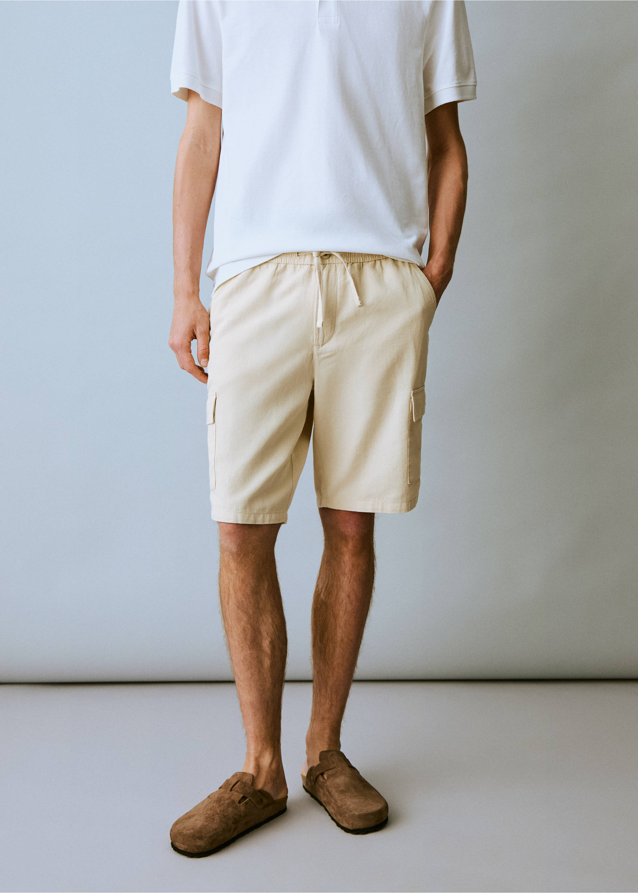 Bermudas lino cargo - Plano medio, Beige. Ref: 17021228-00.