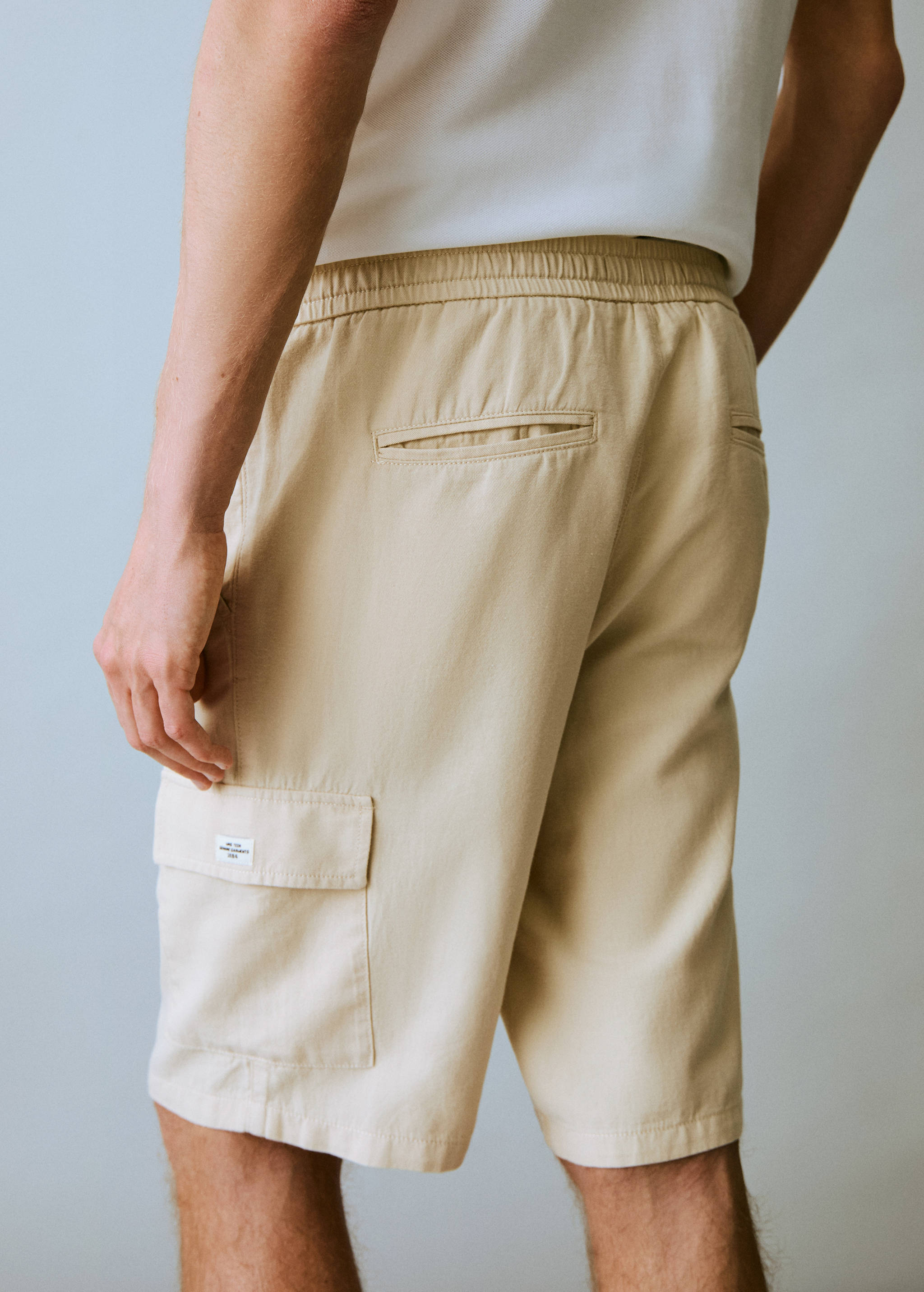 Cargo linen bermuda shorts - Details of the article 6