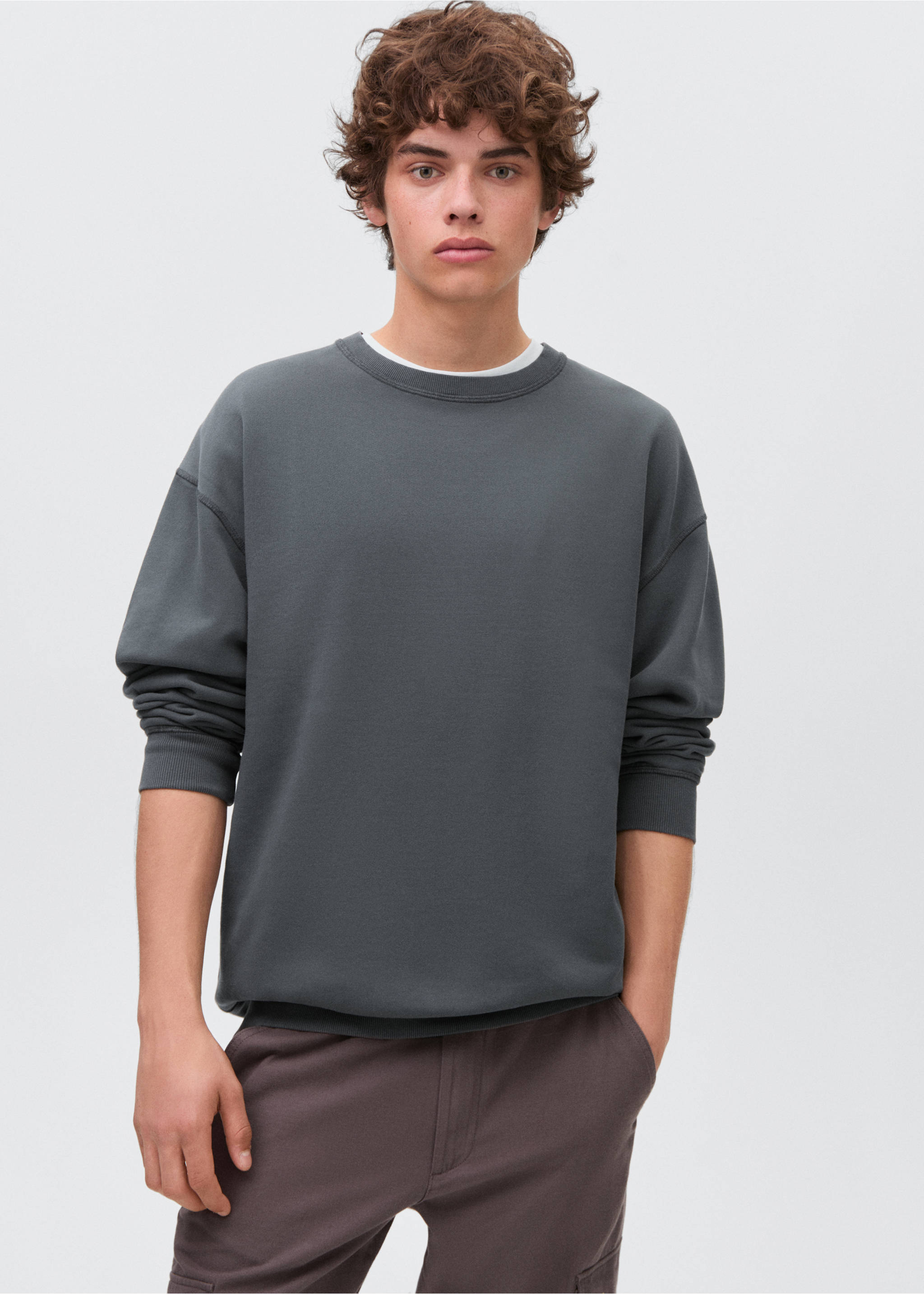 Basic-Baumwollsweatshirt - Mittlere Ansicht, Anthrazit. Ref: 17021239-00.
