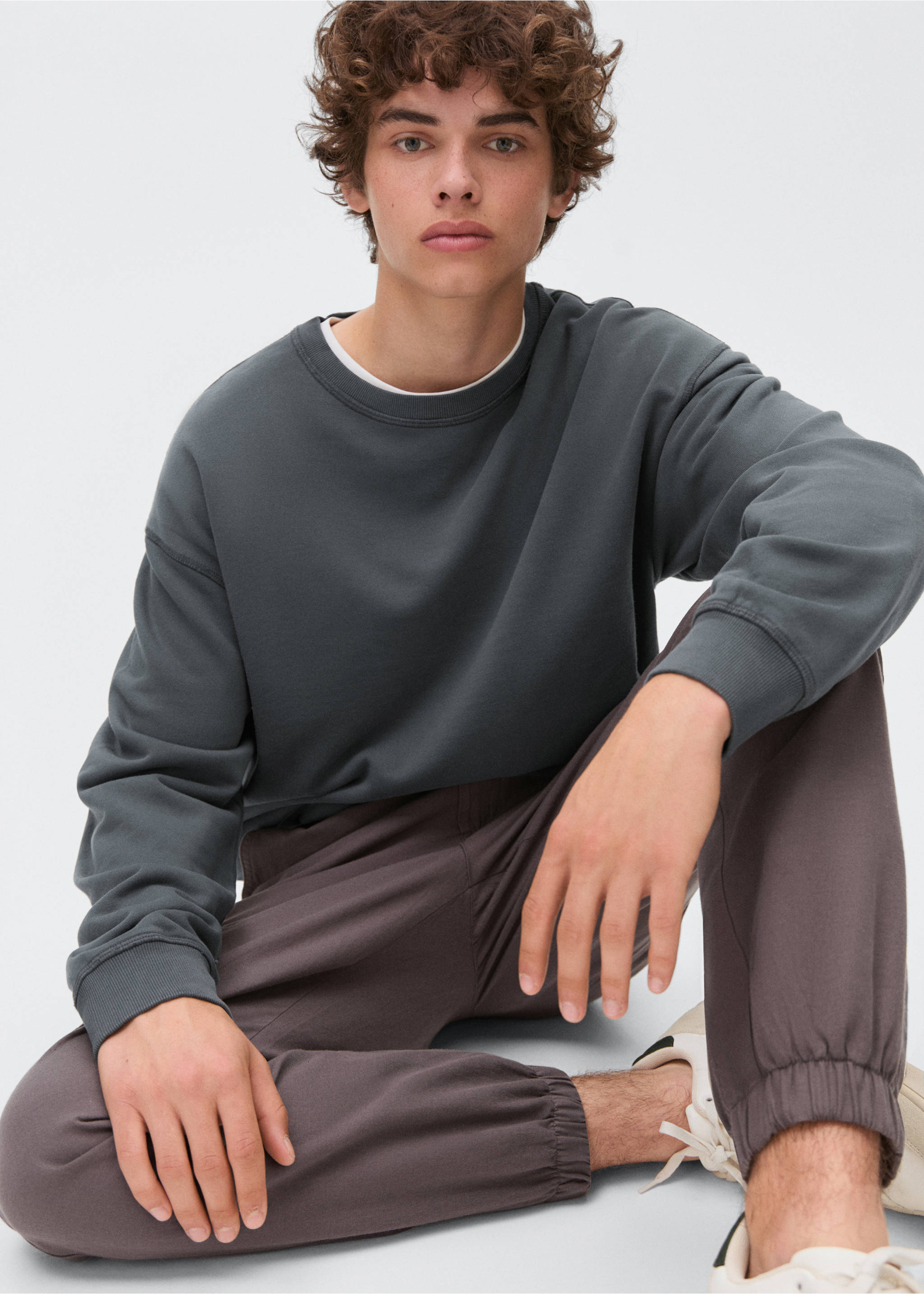 Basic-Baumwollsweatshirt - Detail des Artikels 2, Anthrazit. Ref: 17021239-00.