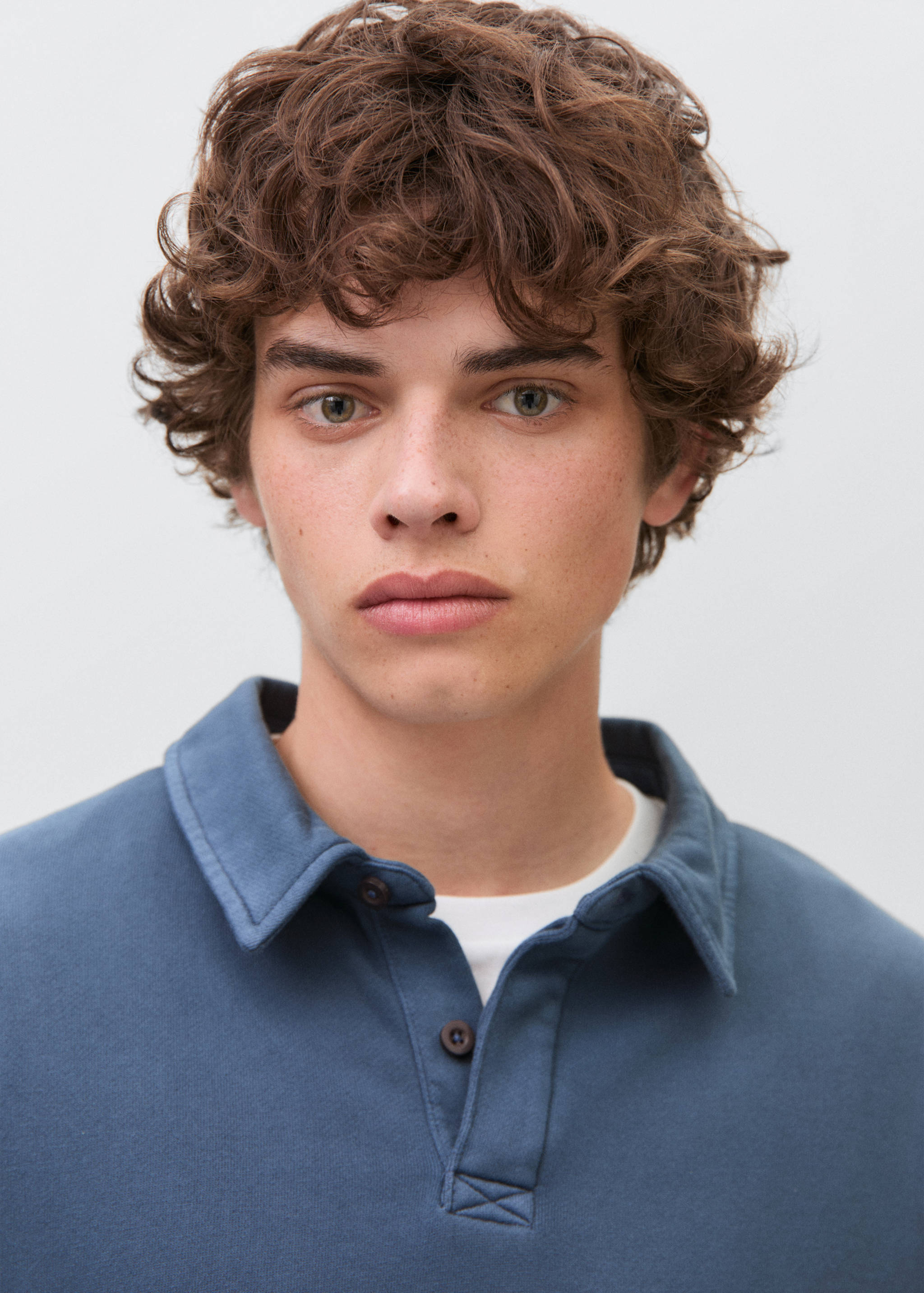 Polo-neck sweatshirt - Details of the article 1