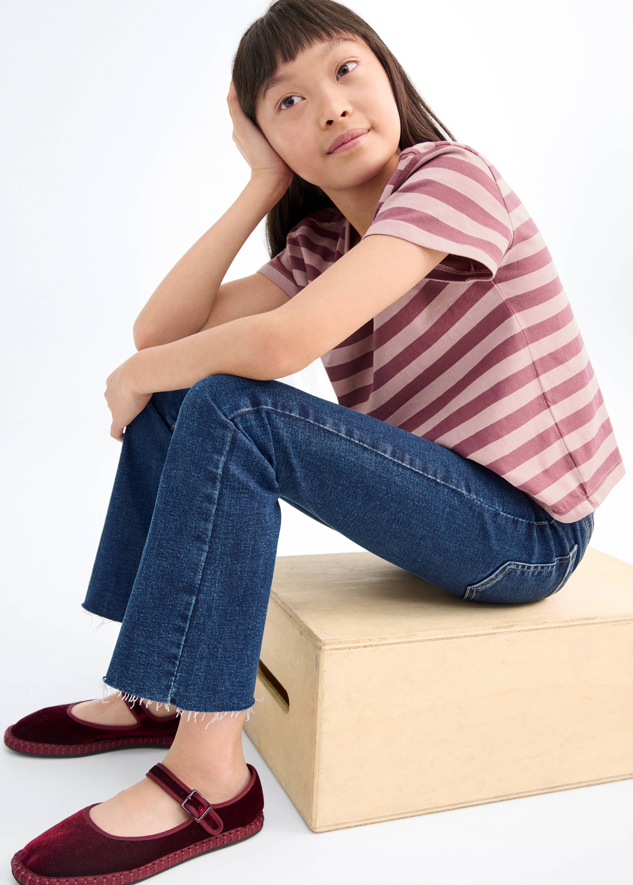 Zvonové džíny s roztřepeným lemem - Detail zboží 1