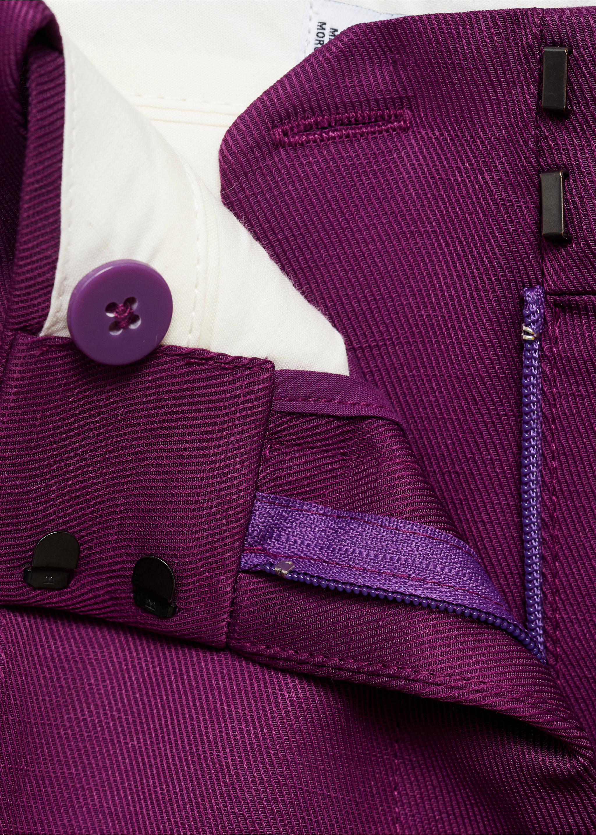 Rechte pantalon van een linnenblend - Detail van het artikel 8, Fuchsia. Ref: 17021267-00.