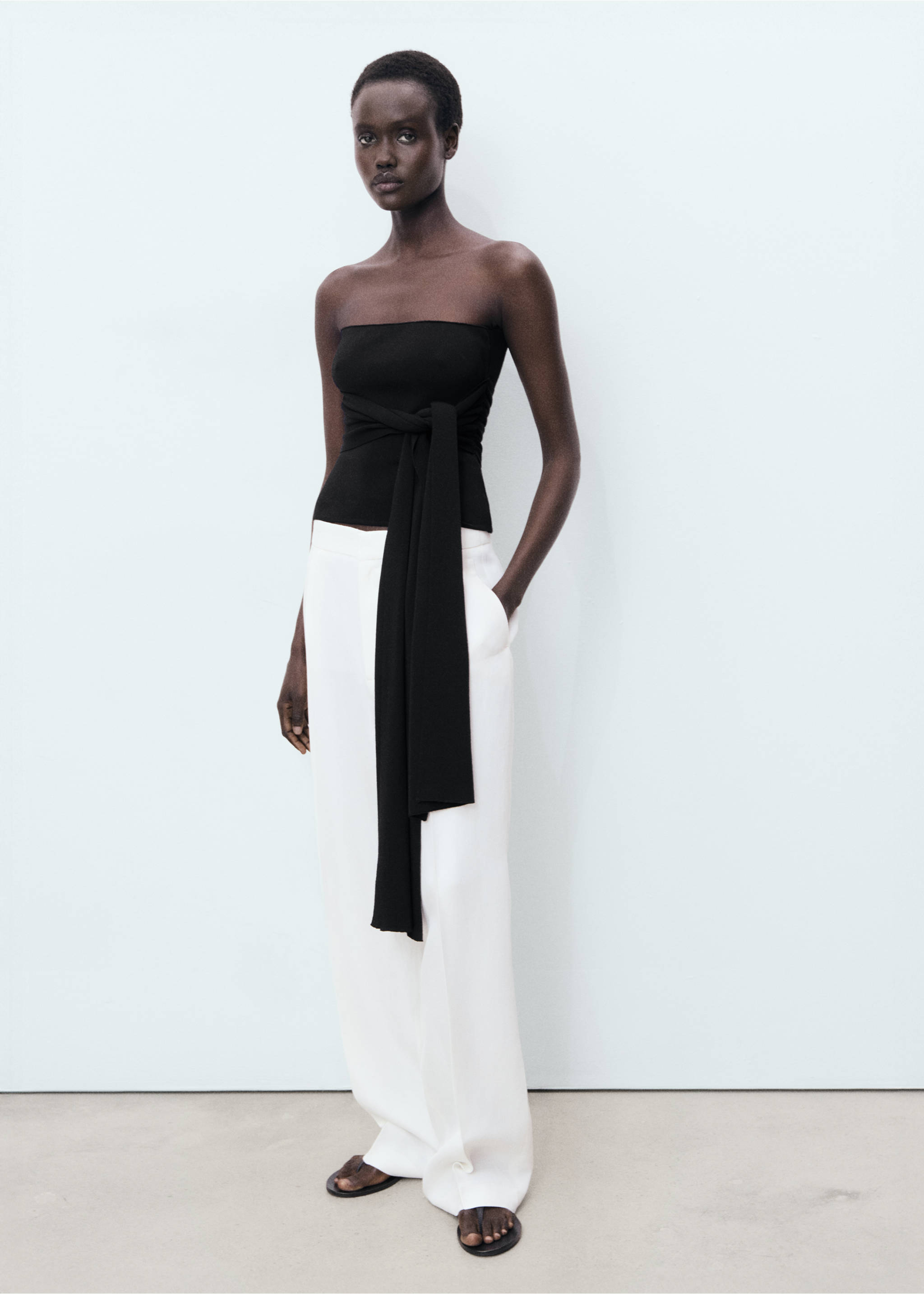 Linen-blend pleated trousers - General plane, White. Ref: 17021269-00.