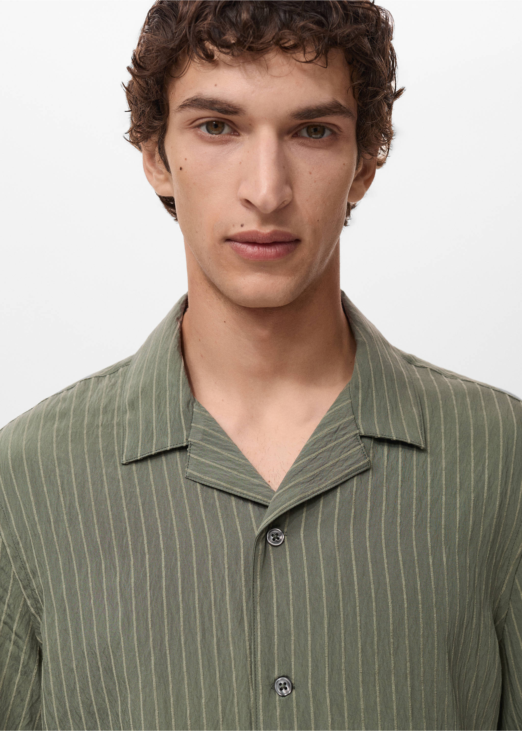Short sleeve striped shirt - Details of the article 1, Dark Green. Ref: 17021276-00.