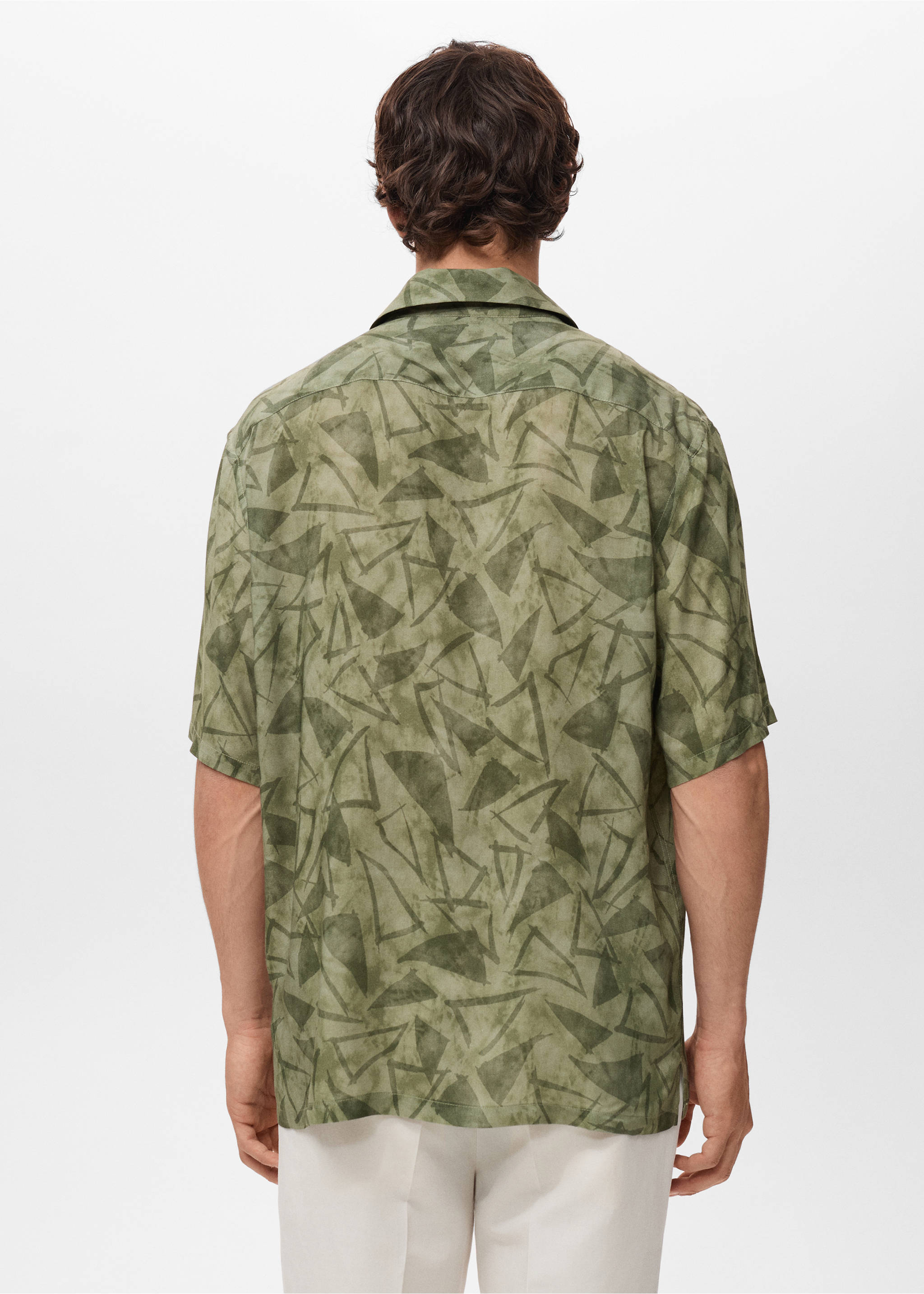 Camisa estampada coll bowling - Revers de l'article, Verd fosc. Ref: 17021277-00.