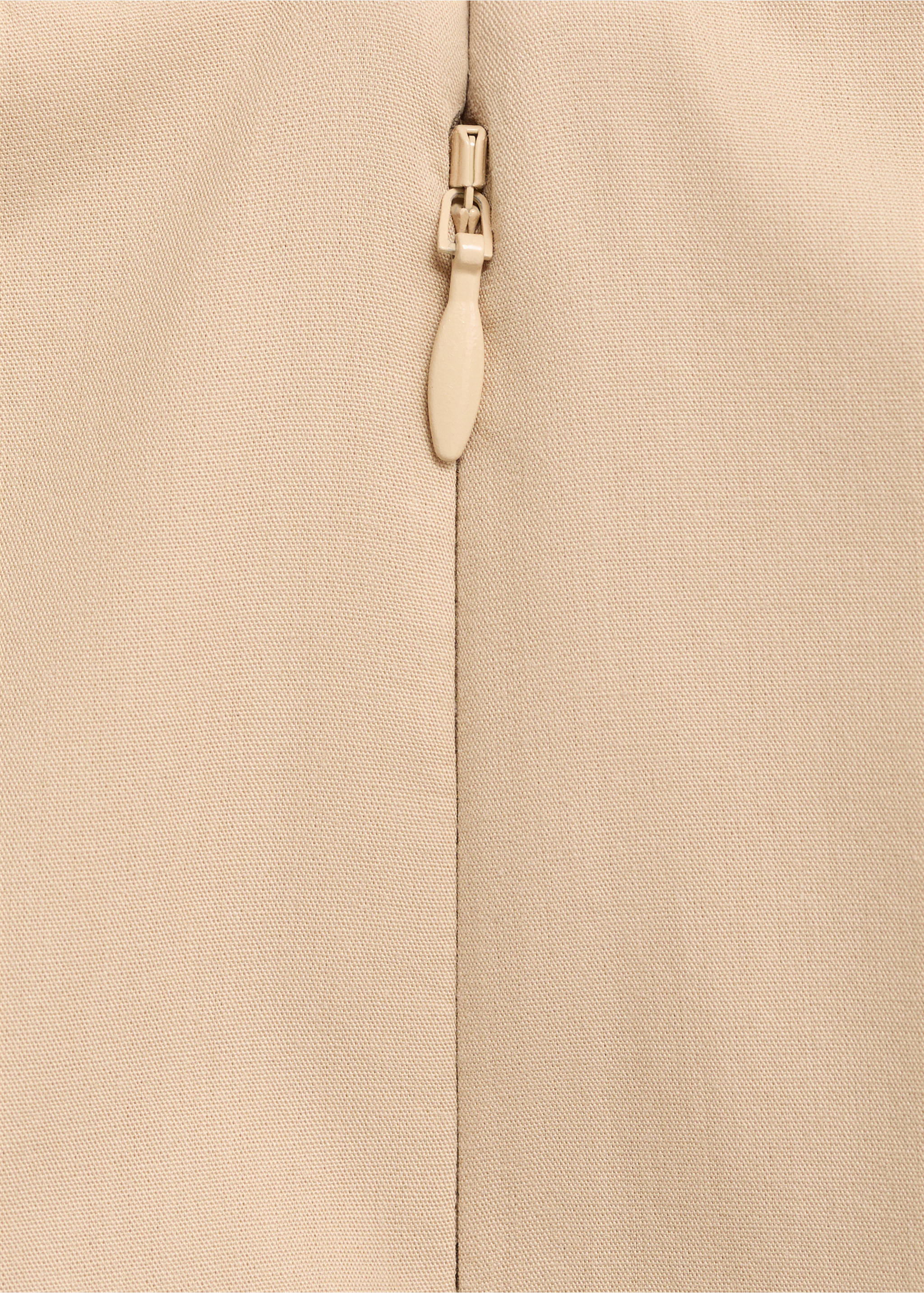 Long dress with sweetheart neckline - Details of the article 0, Medium Brown. Ref: 17021282-00.