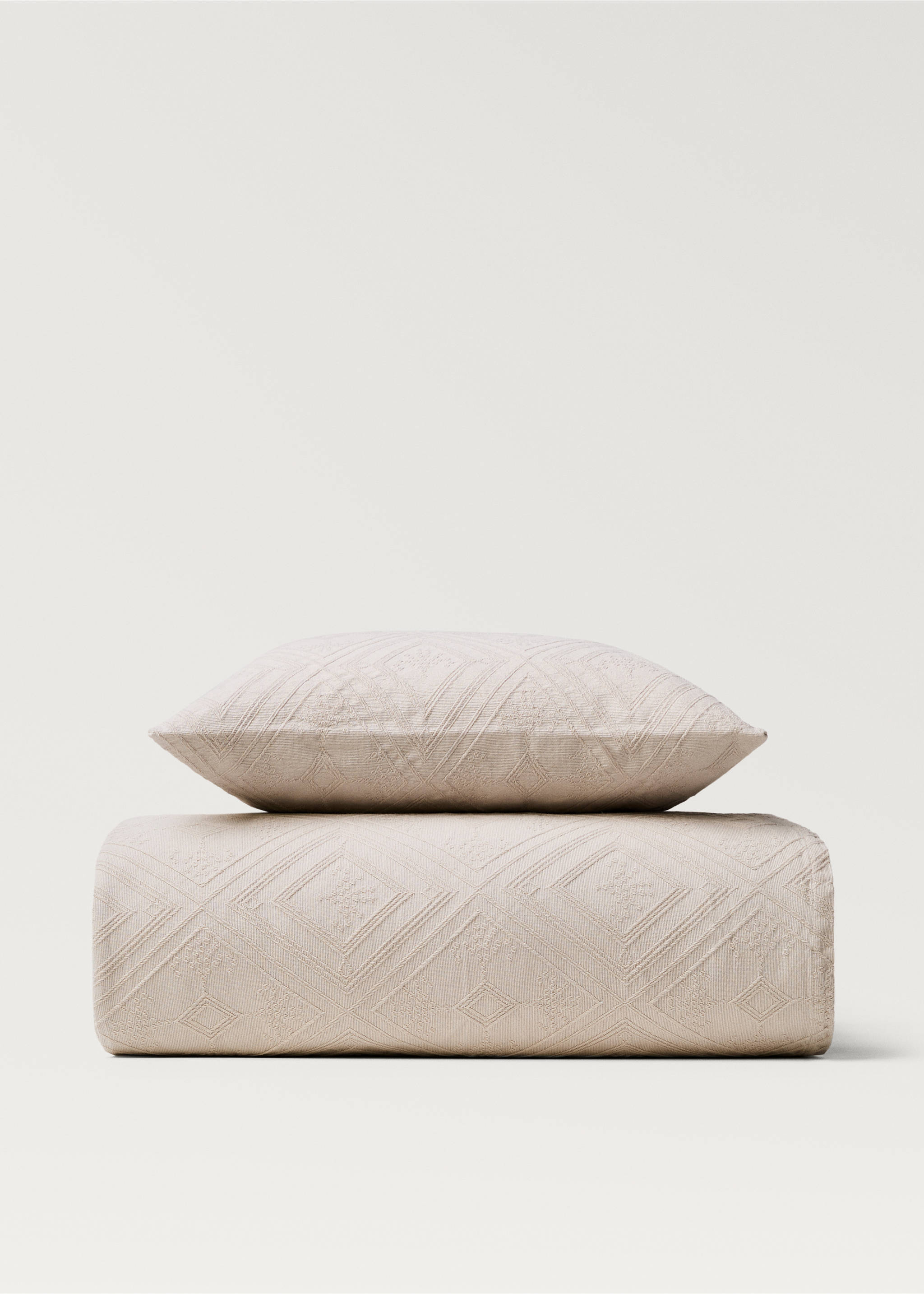 Cotton jacquard bedspread for 180/200 cm bed - Details of the article 4, Sand. Ref: 17021283-00.