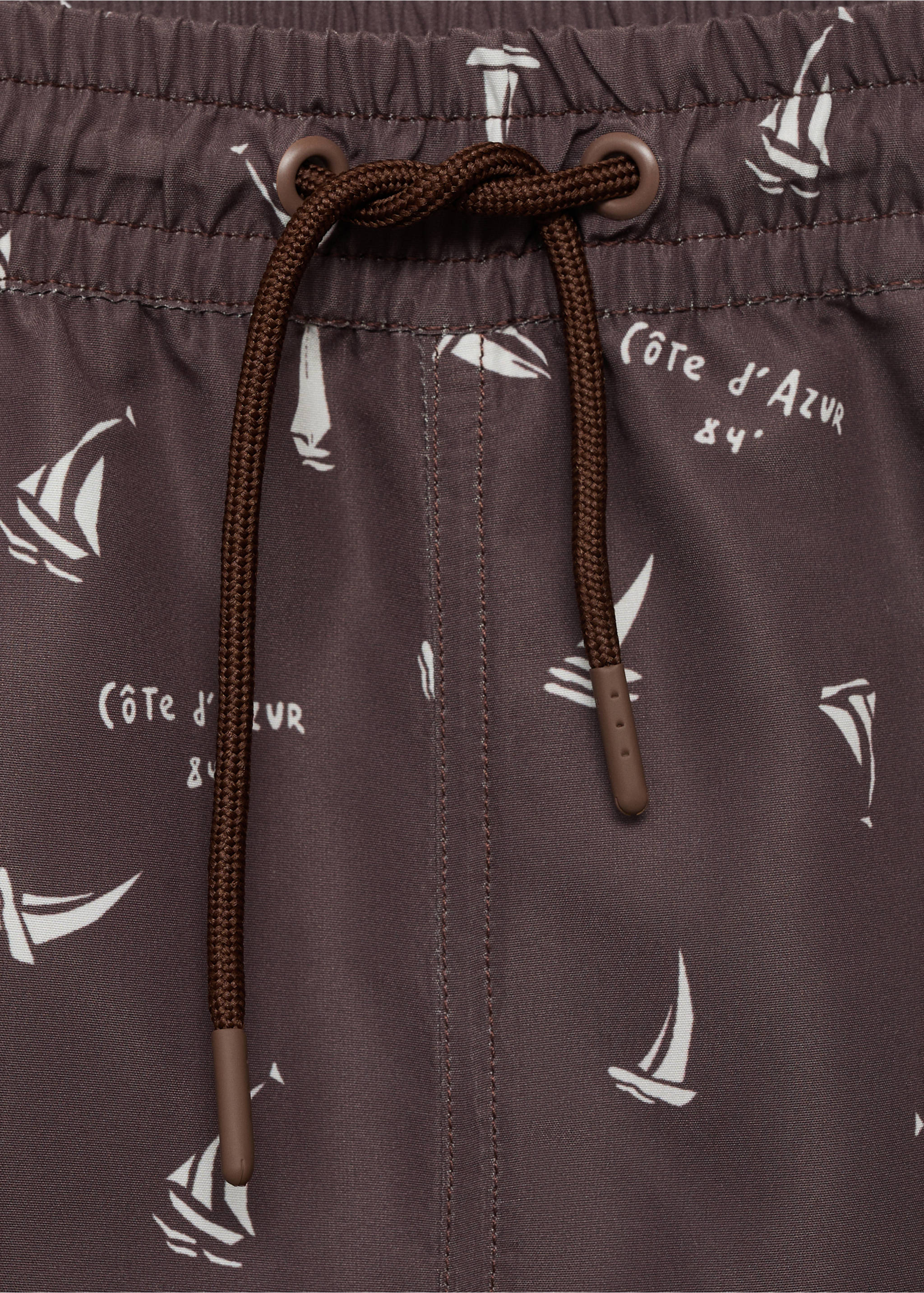 Swimsuit with sailboat print - Details of the article 8, Brown. Ref: 17021286-00.
