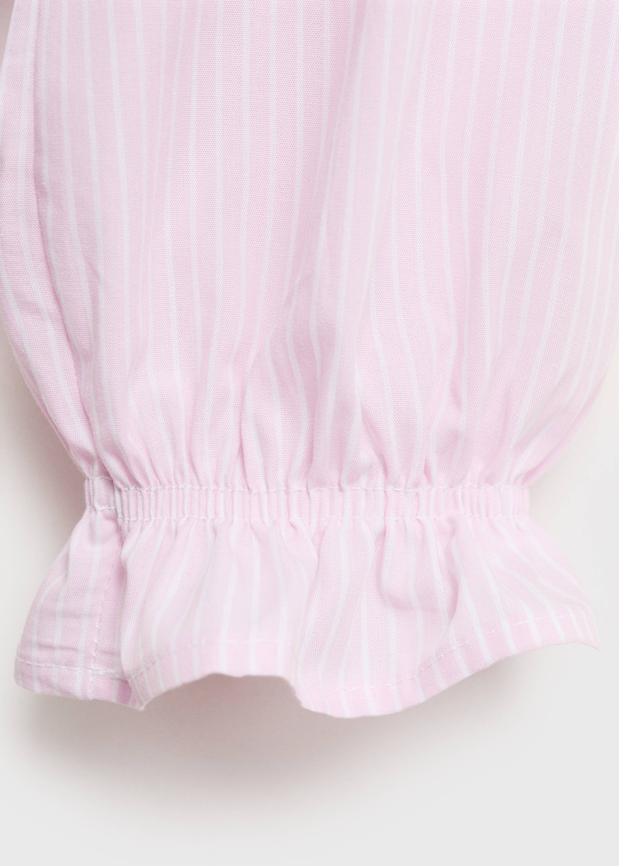 Shirt with ruffle detail - Details of the article 8