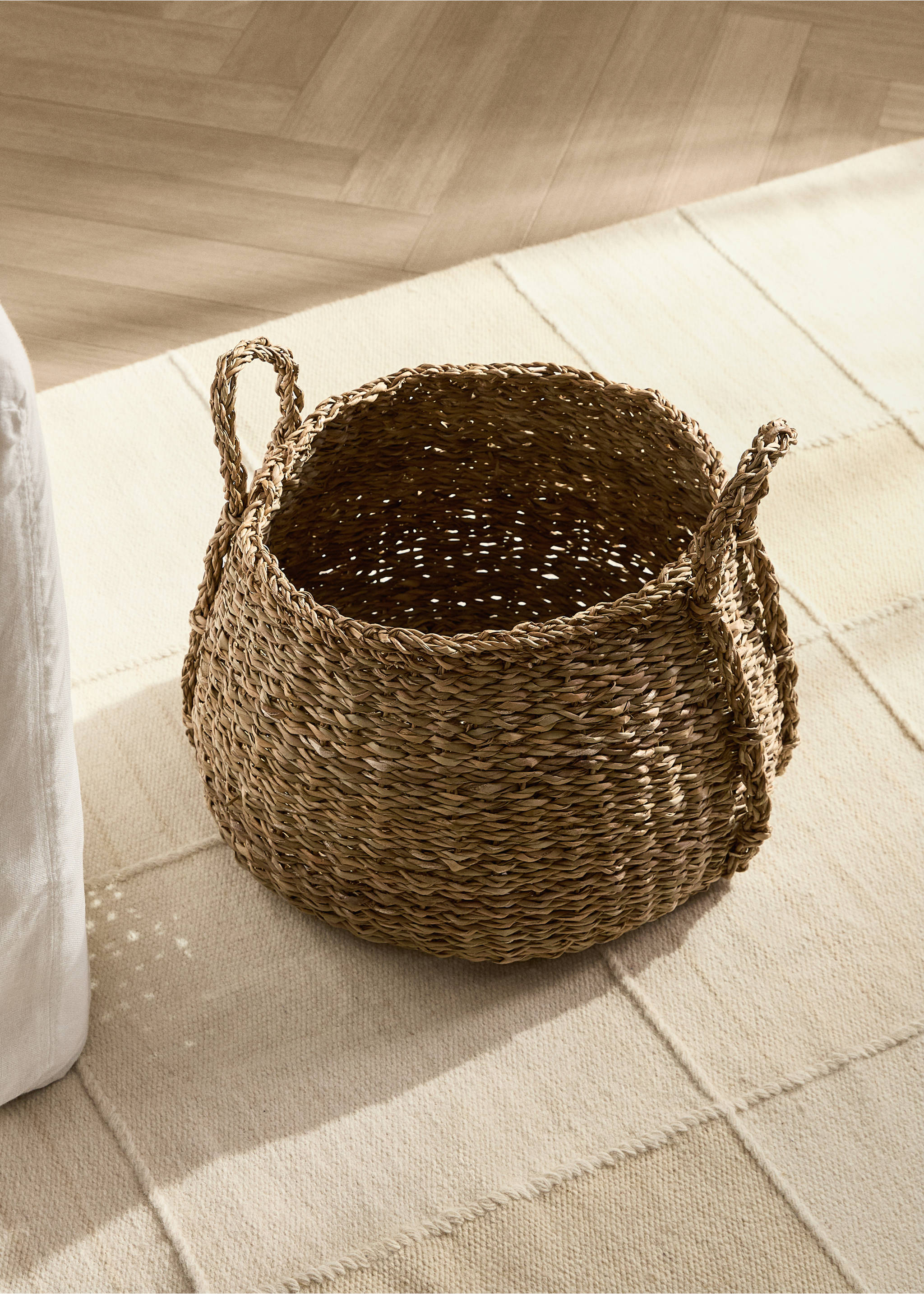Natural fibre basket with double handles - General plane, Brown. Ref: 17021520-00.
