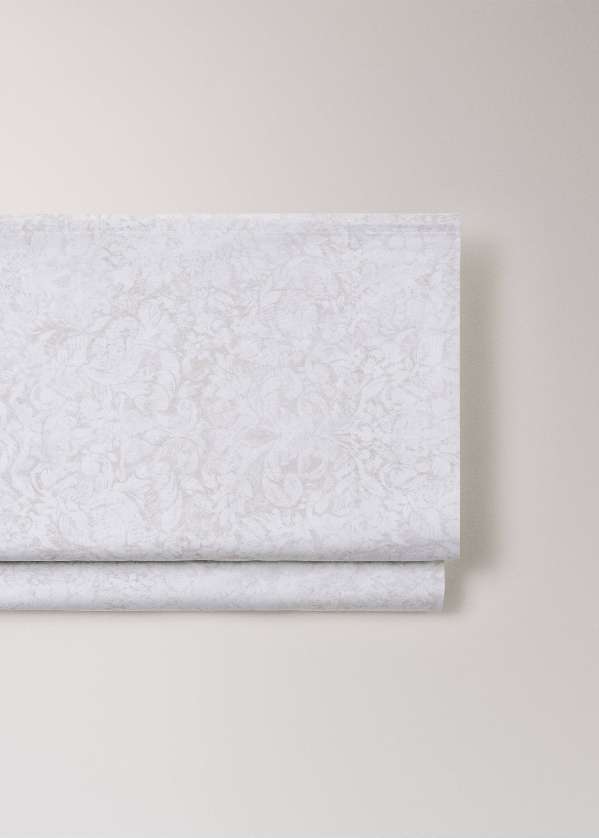 200-thread count percale cotton top sheet for 135/140 cm bed - Details of the article 2, Beige. Ref: 17021574-00.