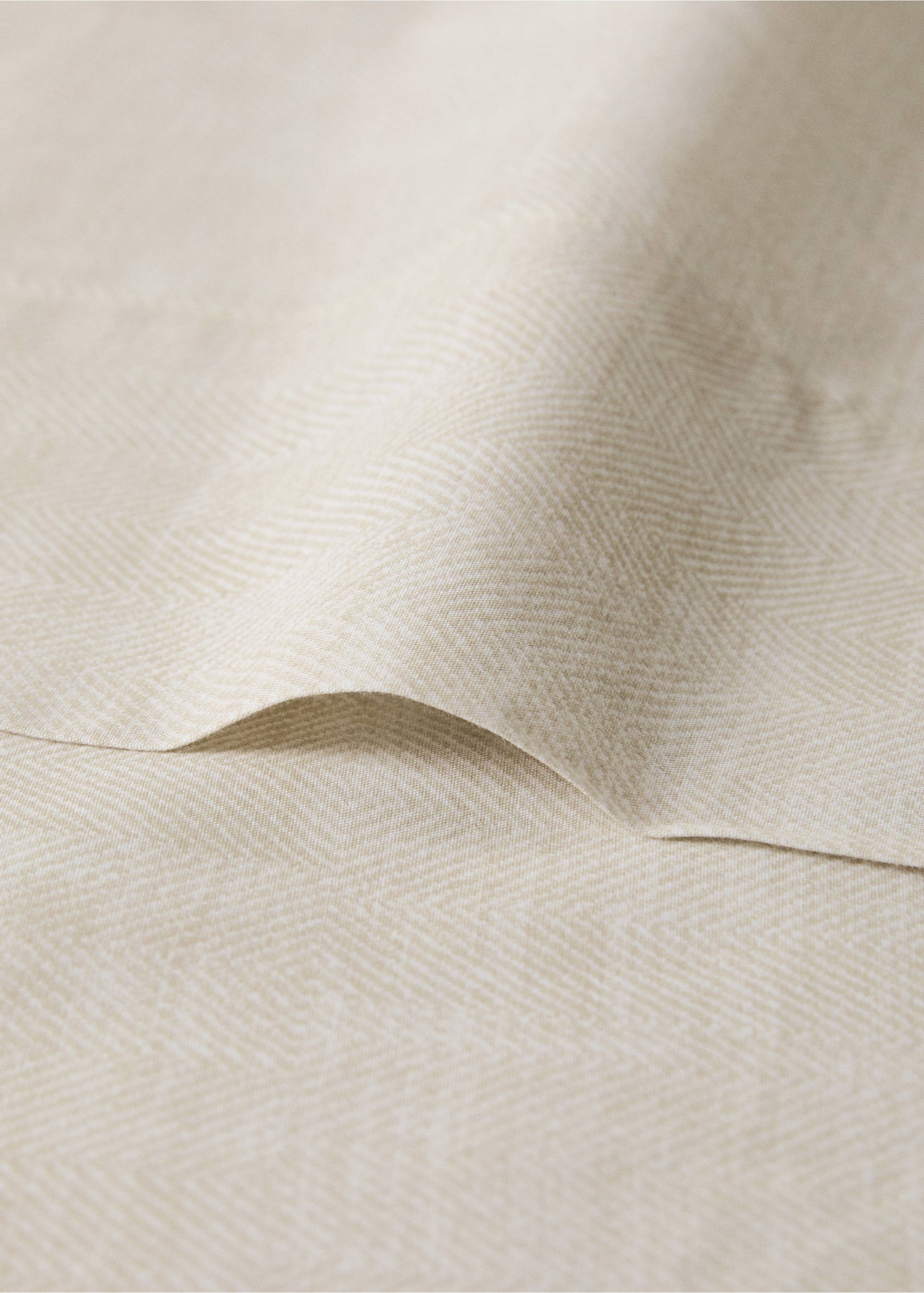 200-thread count percale cotton flat sheet for 150/160 cm bed - Details of the article 1, Vanilla. Ref: 17021579-00.