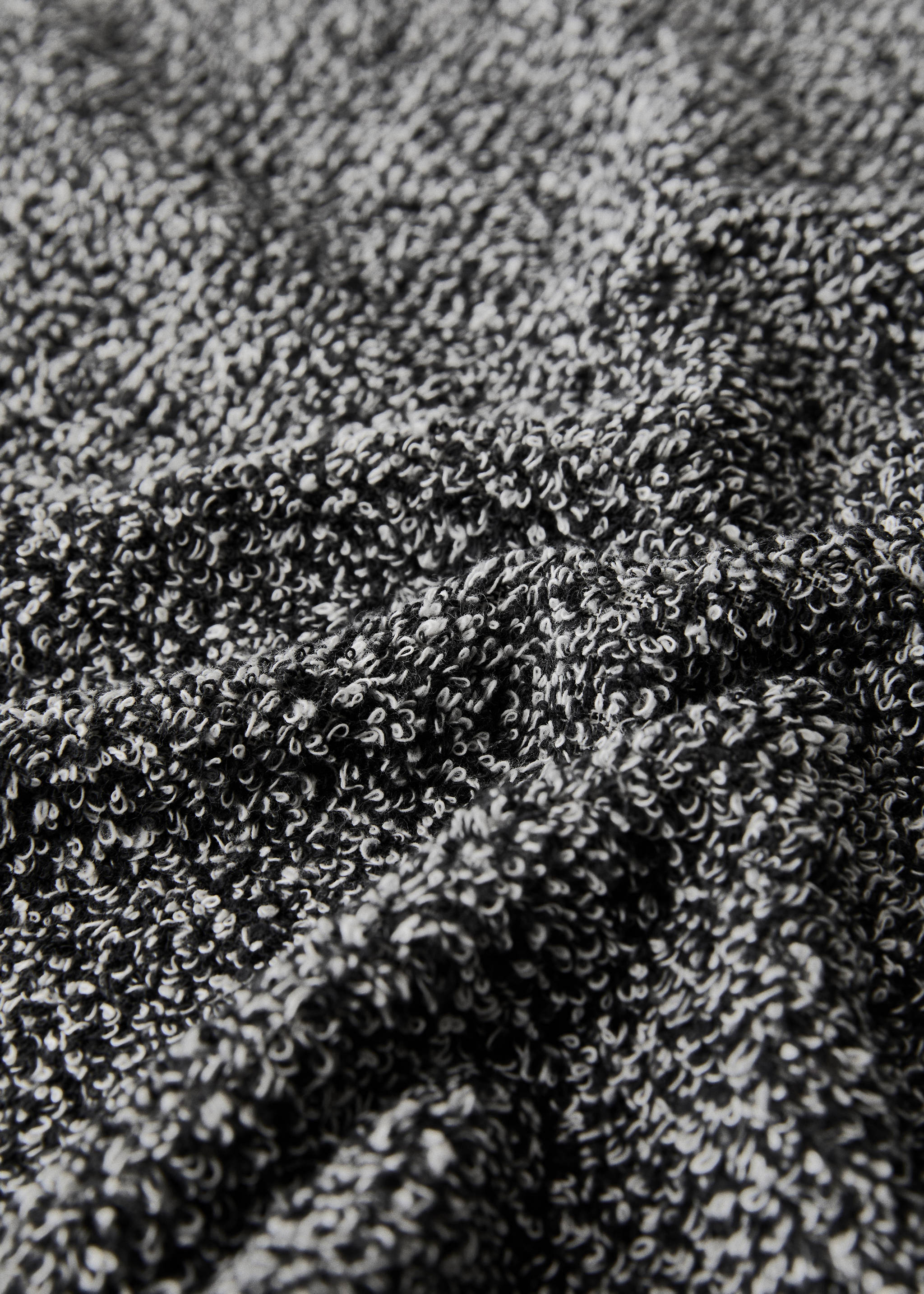 Cotton-blend two-tone bath towel - Details of the article 1