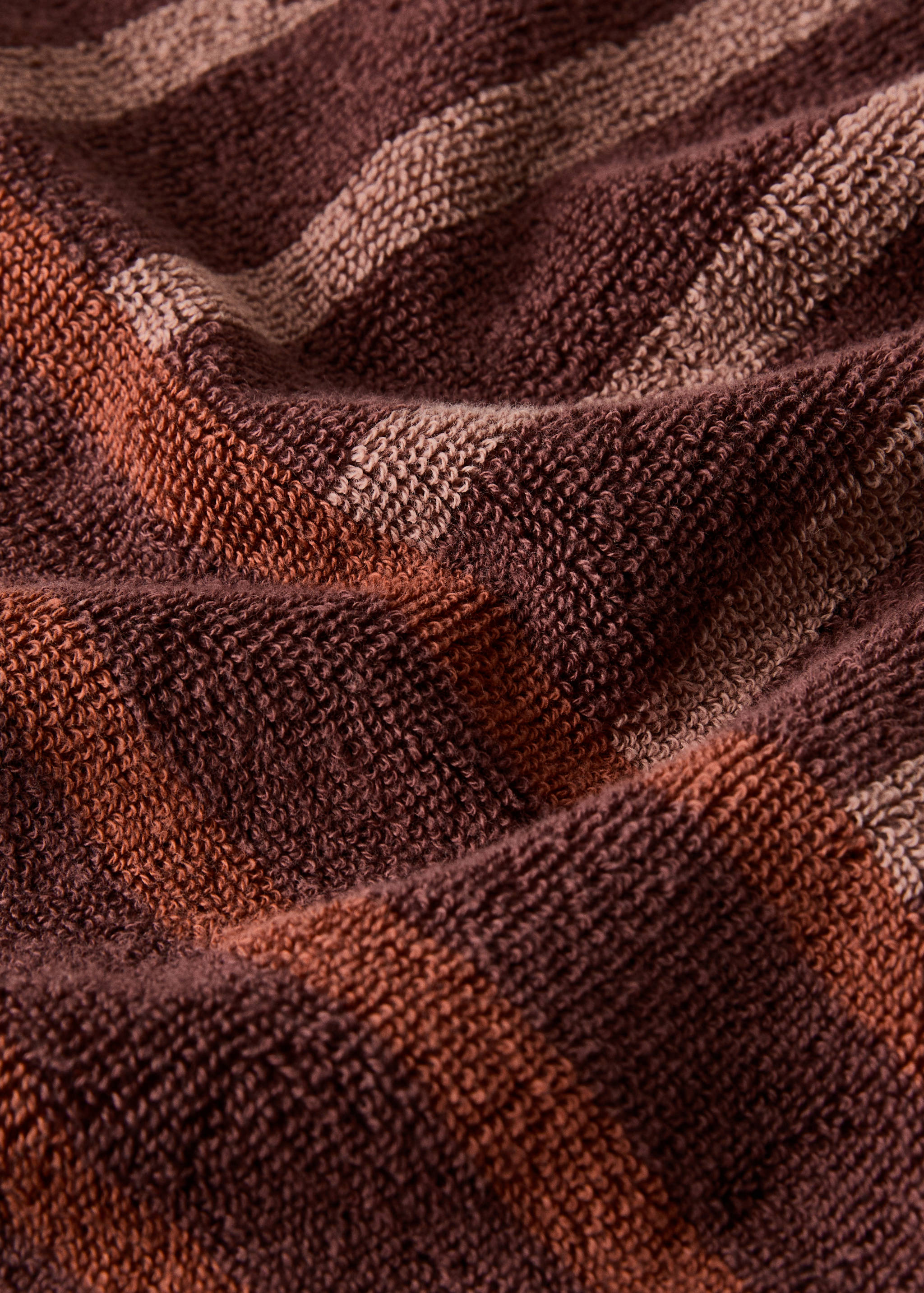 Cotton washbasin towel with two-tone stripes - Details of the article 1
