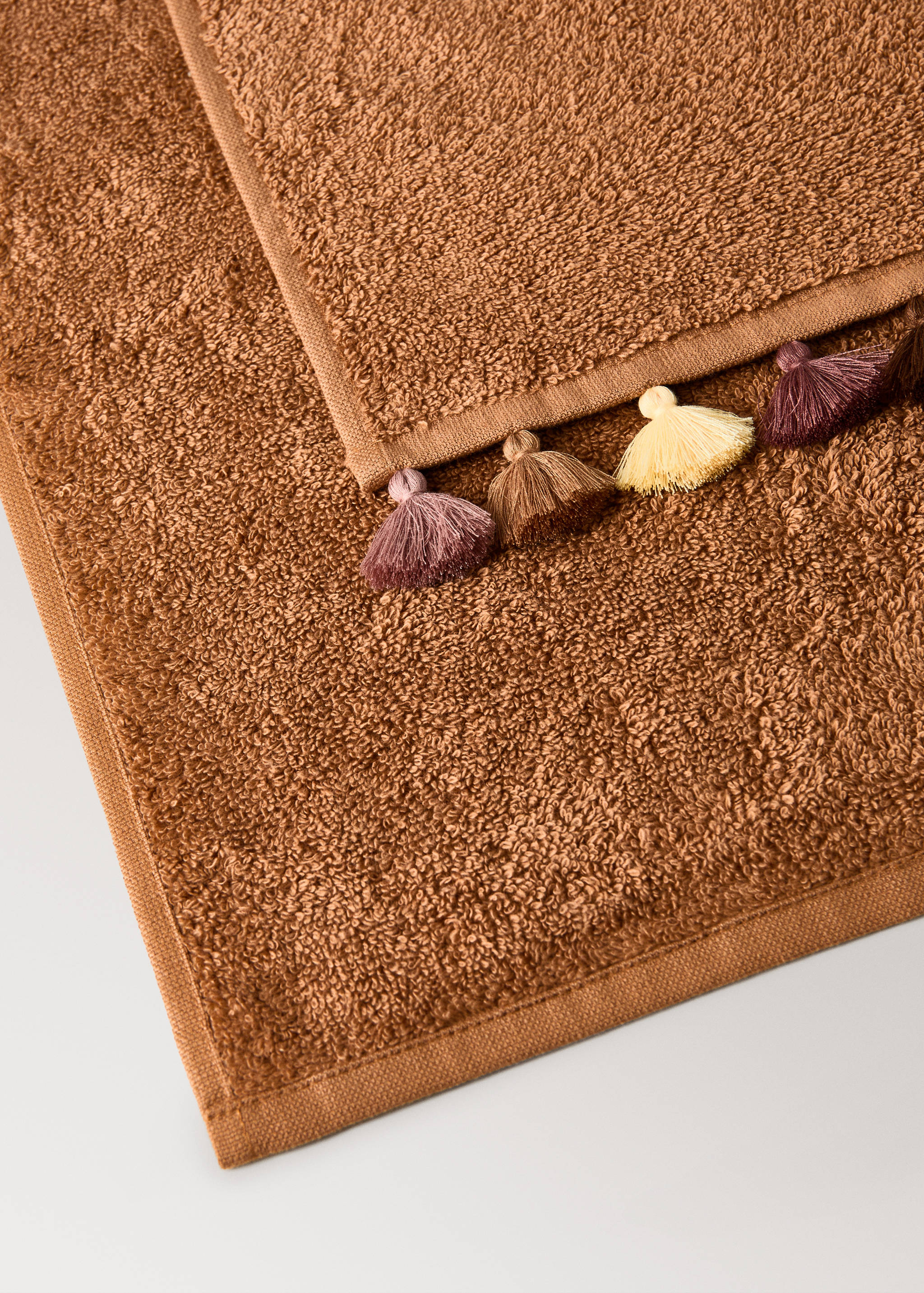 Cotton children's multi-coloured hand towel with pompoms - Details of the article 1