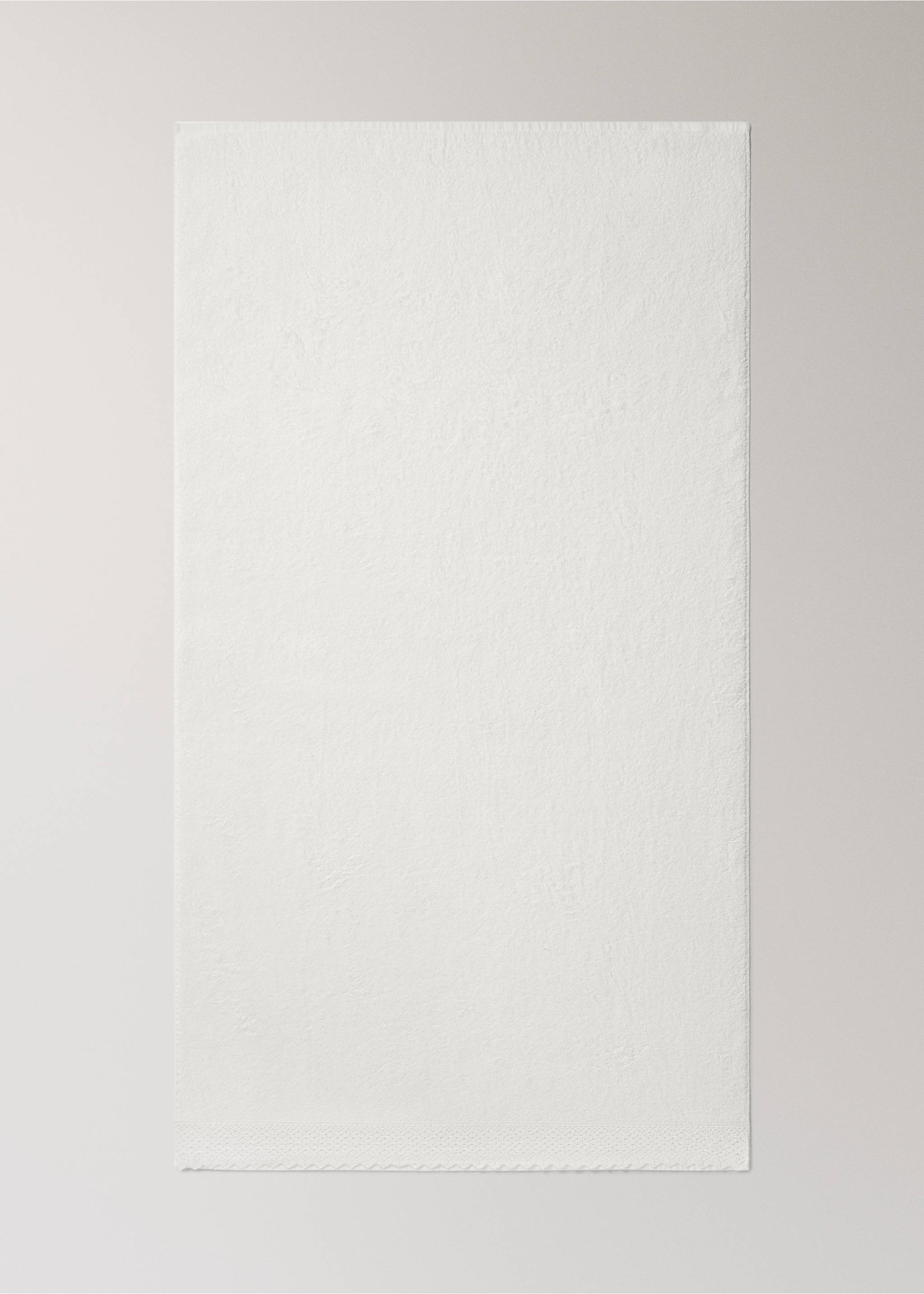 100% cotton bath towel with lace trim - Details of the article 3, Ecru. Ref: 17021635-00.