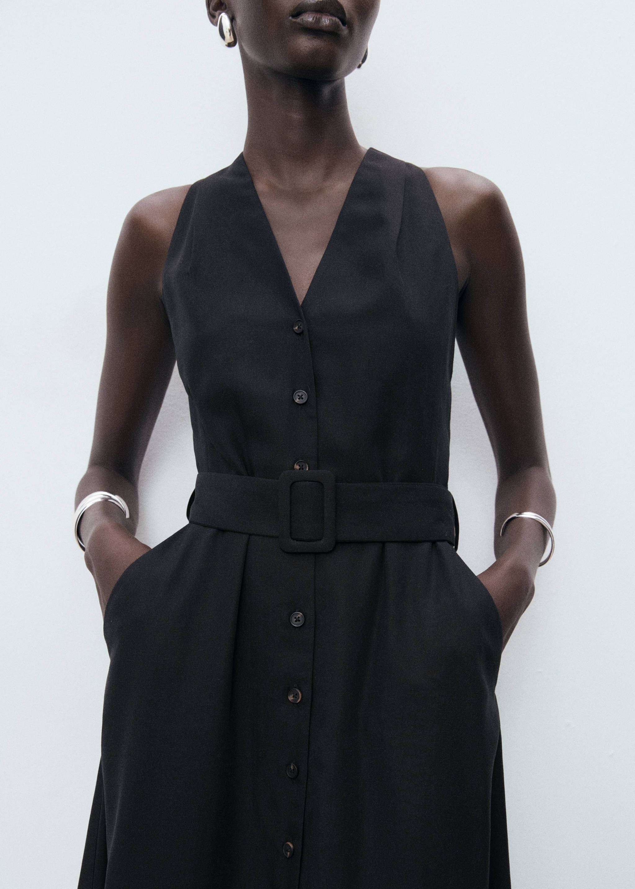 Lyocell-Kleid mit Gürtel - Detail des Artikels 3