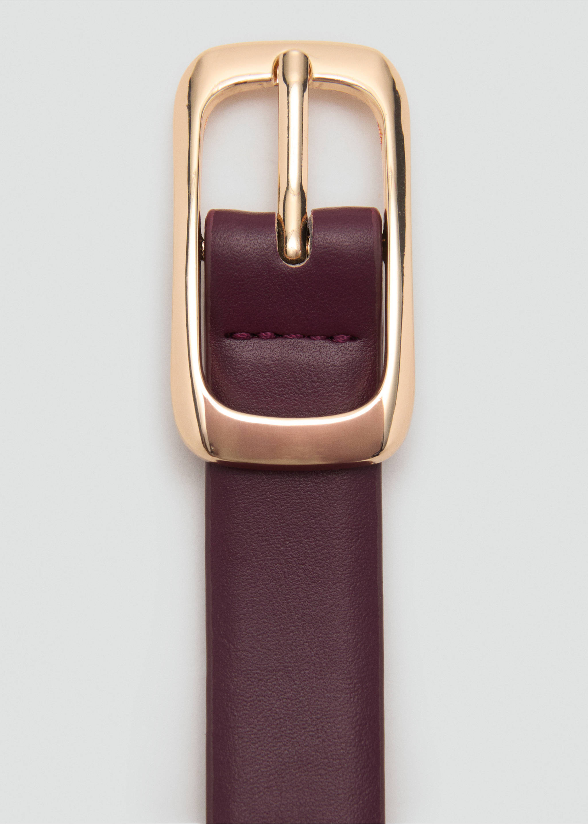 Rectangular buckle belt - Details of the article 2, Burgundy. Ref: 17022545-00.