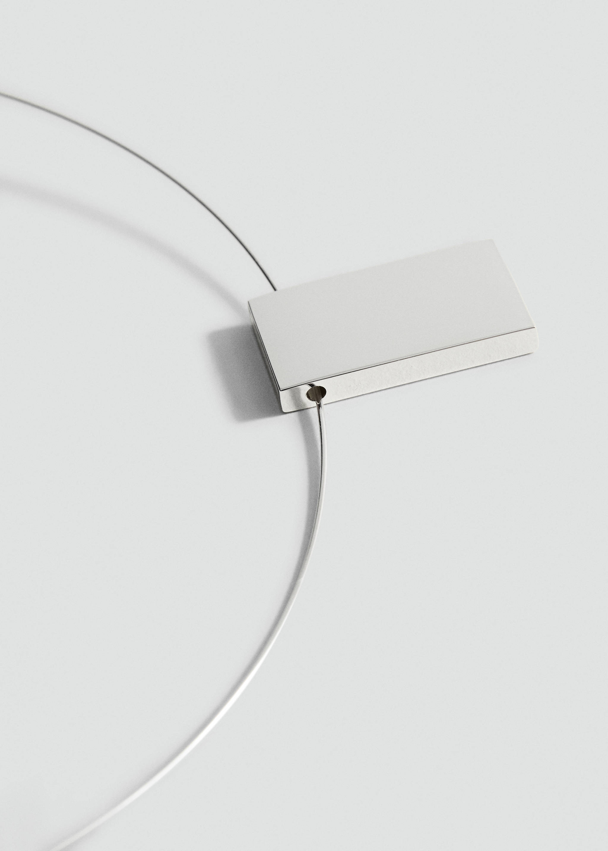 Rigid rectangular-bead necklace - Details of the article 1