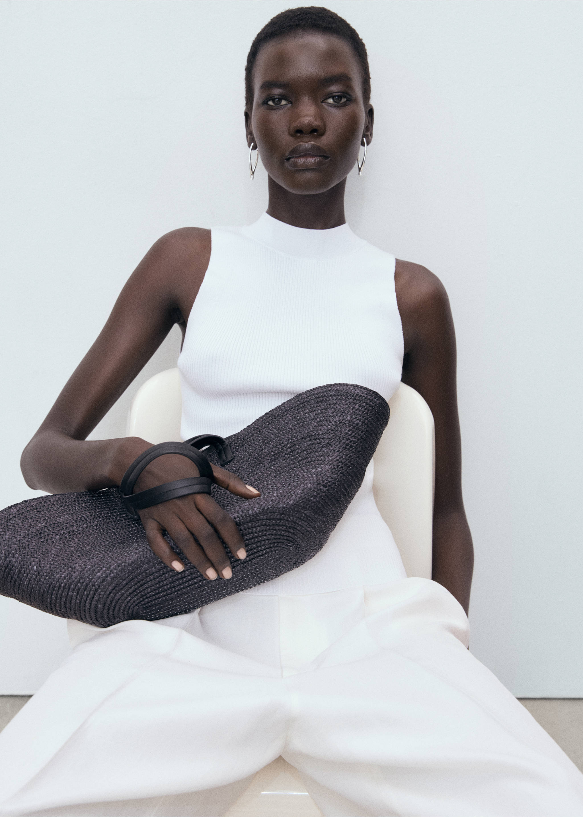 Ribbed knit top - Details of the article 2, Off White. Ref: 17022905-00.